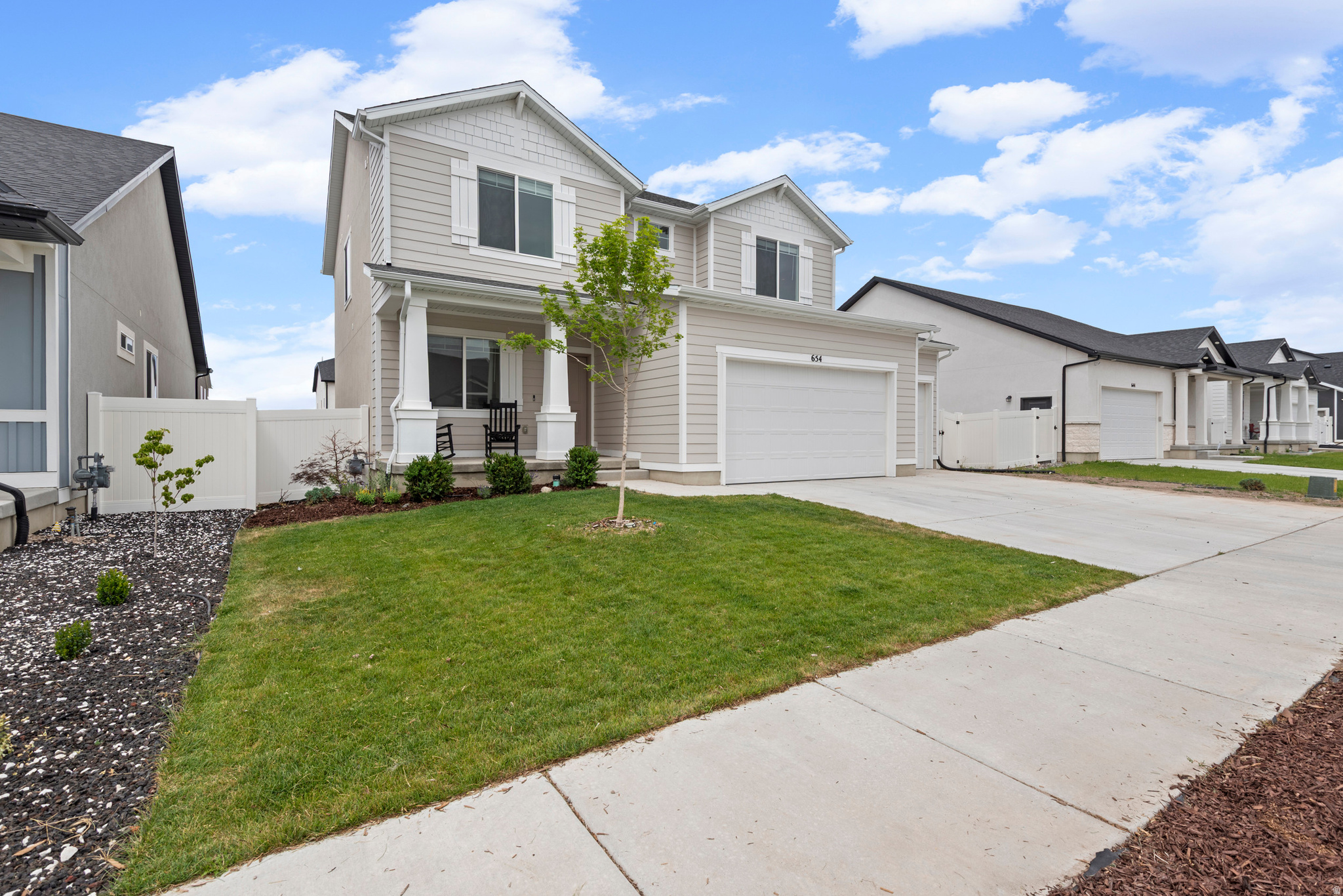 LEXINGTON GREENS - Residential