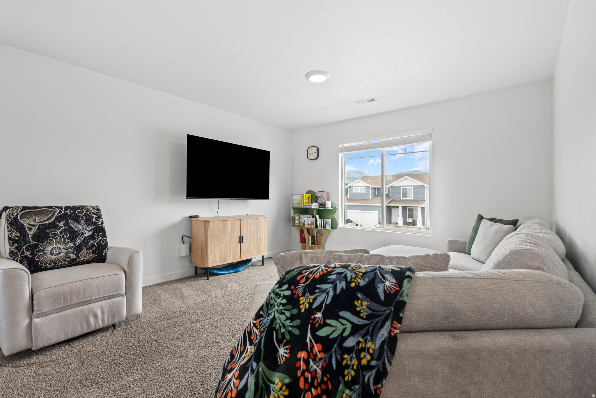 LEXINGTON GREENS - Residential