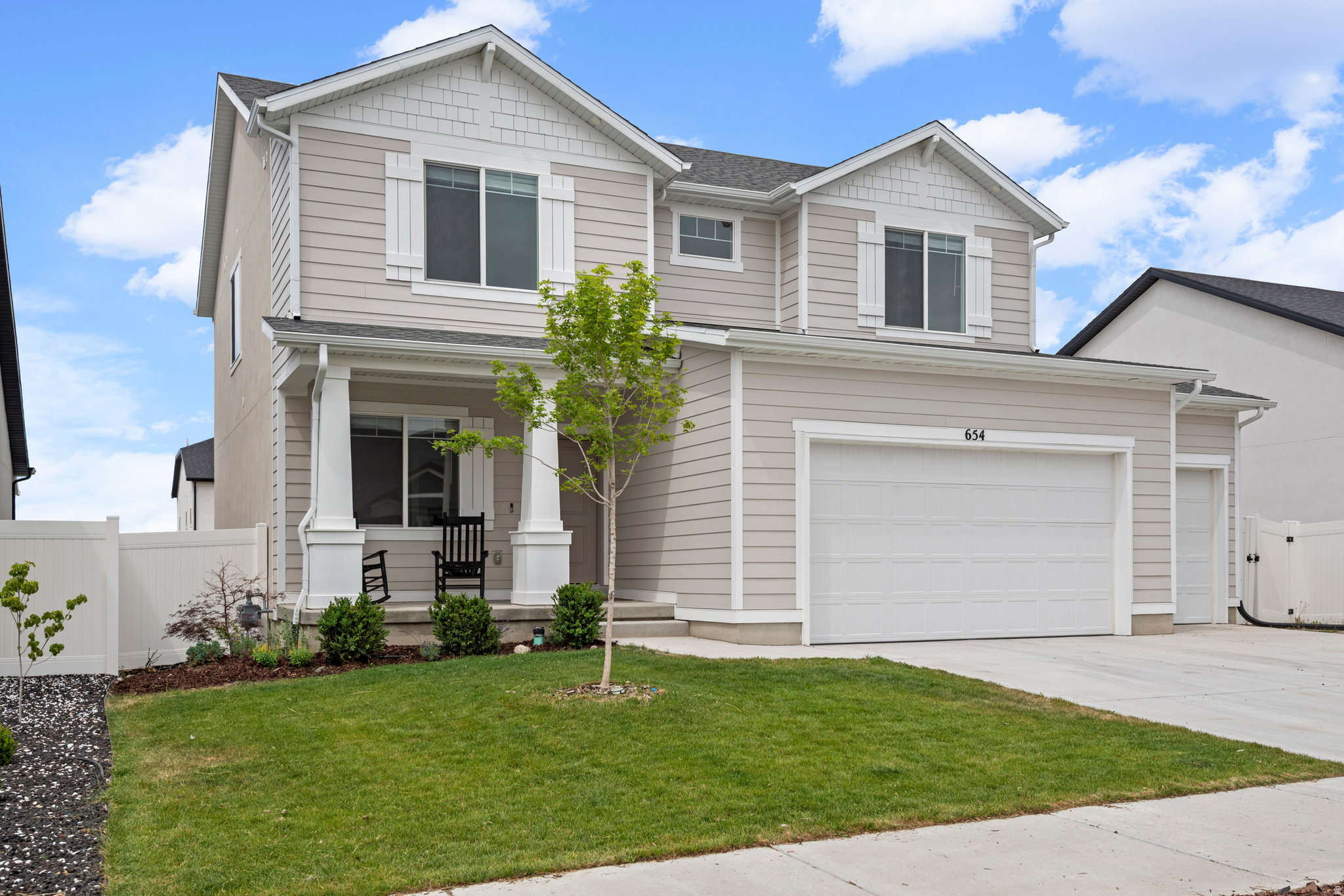 LEXINGTON GREENS - Residential