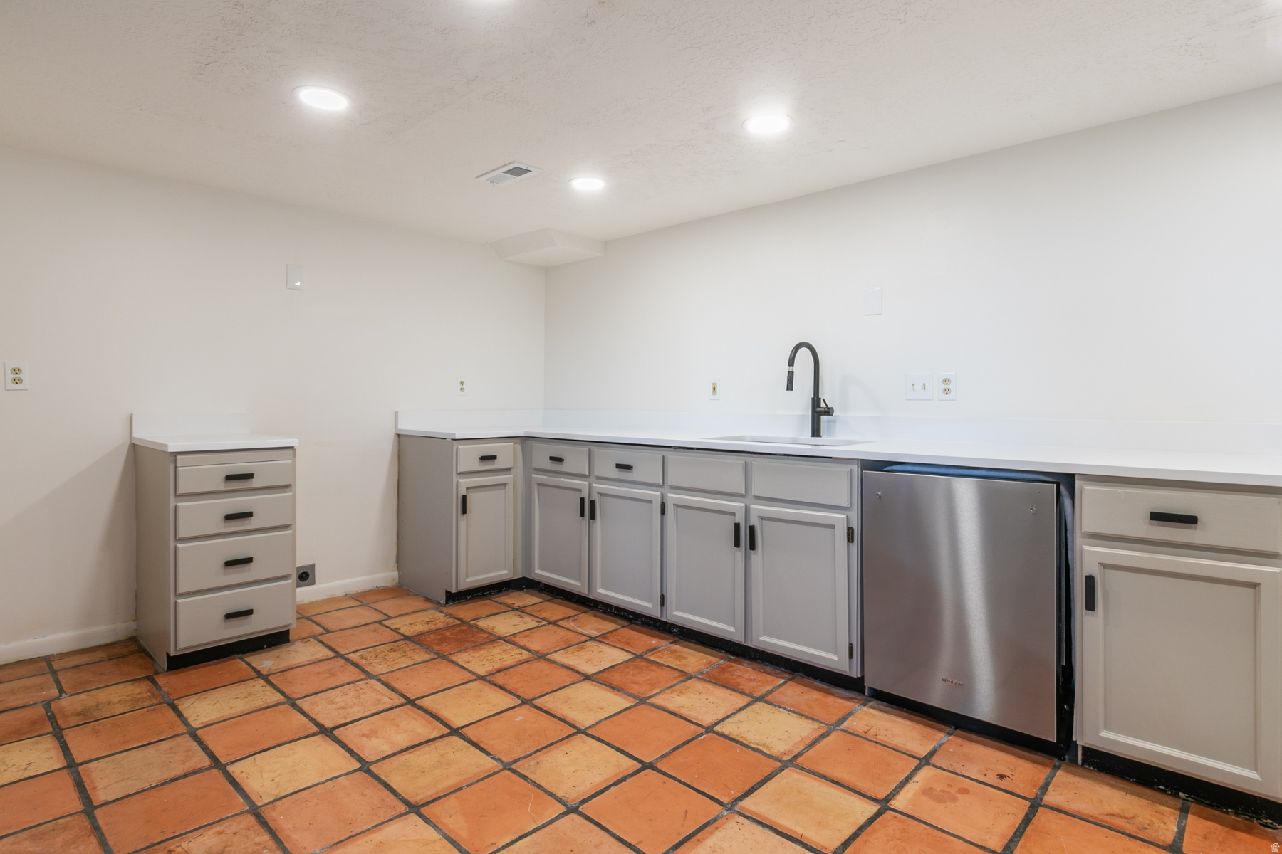 PARK WEST VILLAGE SUB - Residential Lease