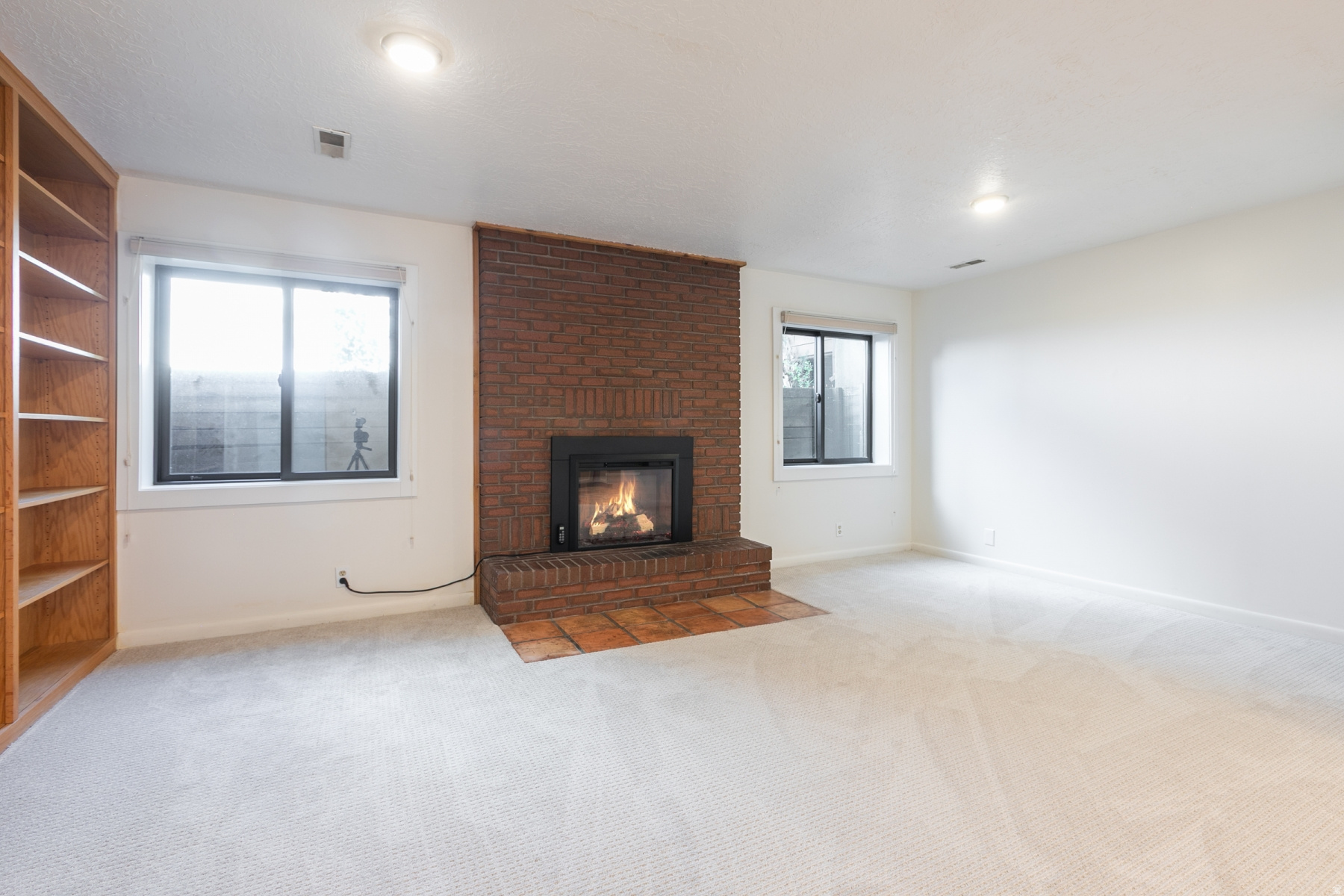 PARK WEST VILLAGE SUB - Residential Lease
