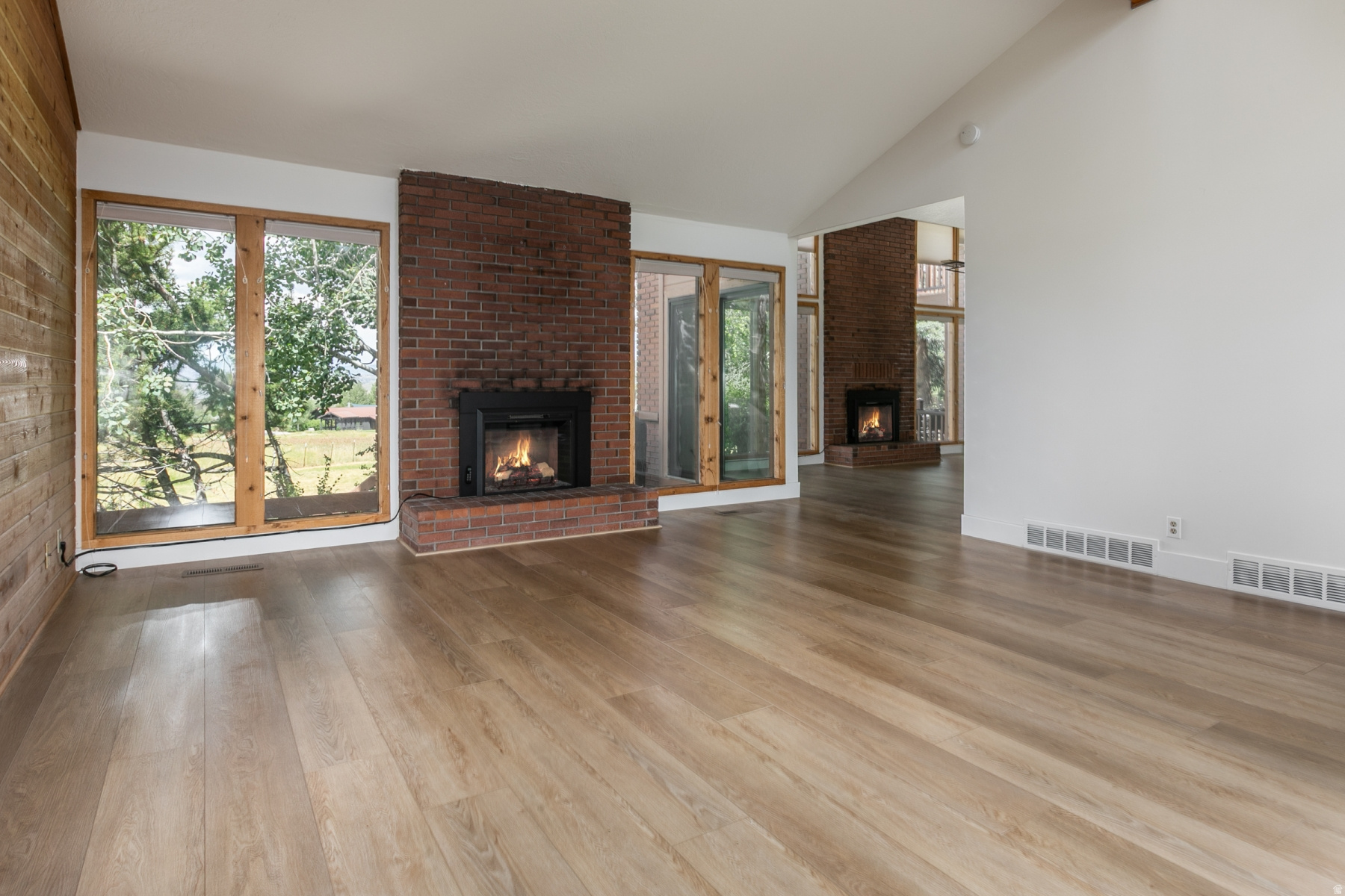PARK WEST VILLAGE SUB - Residential Lease