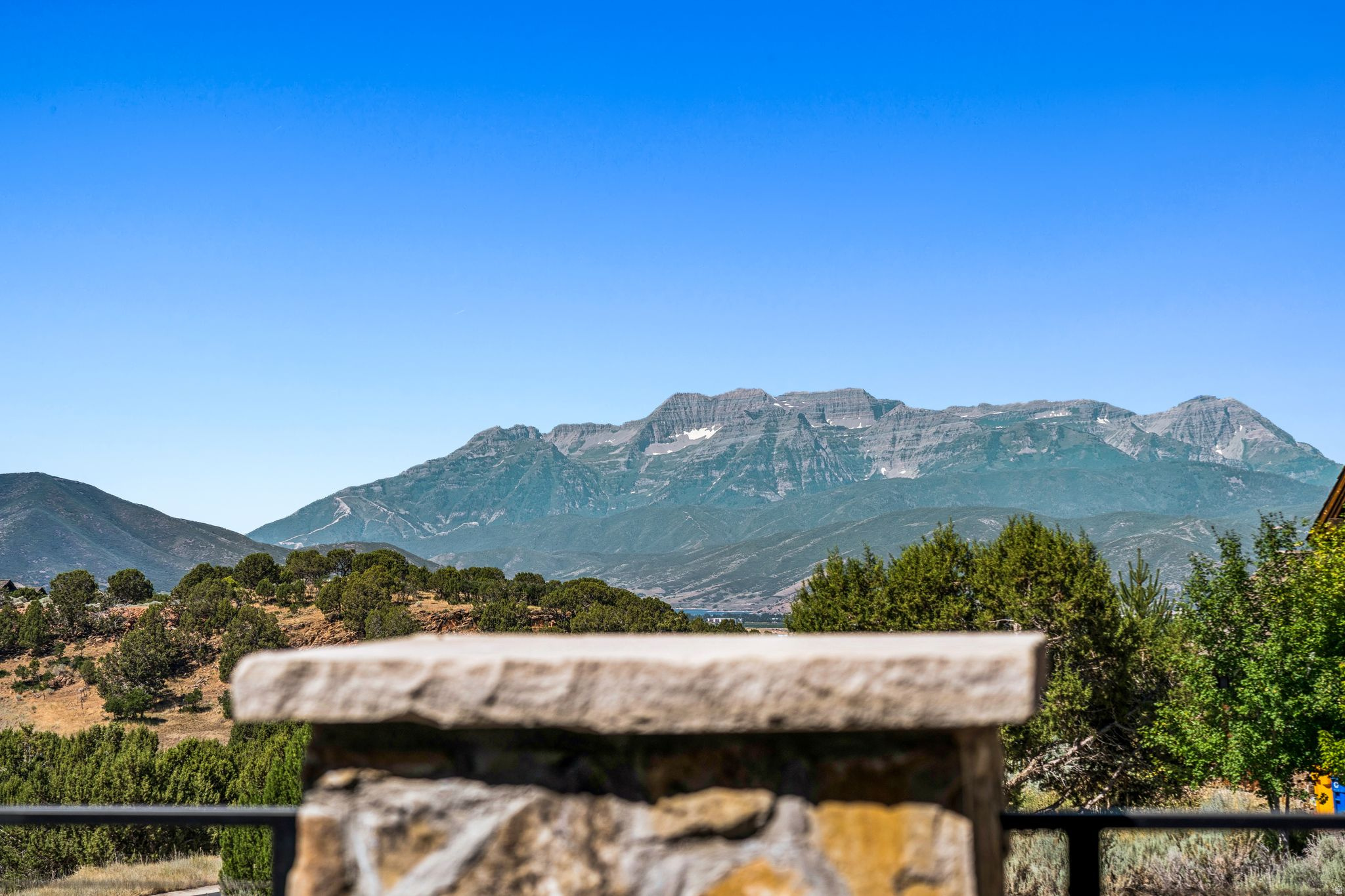 RED LEDGES - Residential
