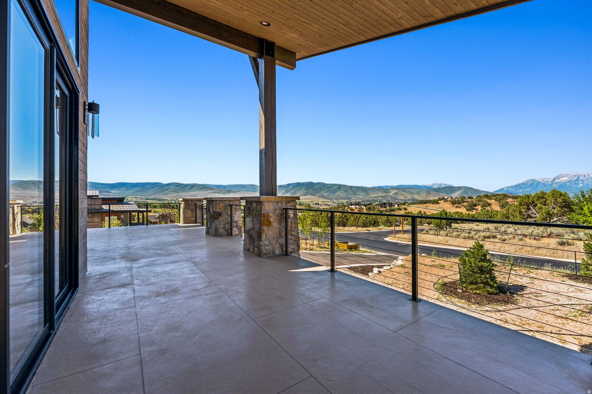 RED LEDGES - Residential