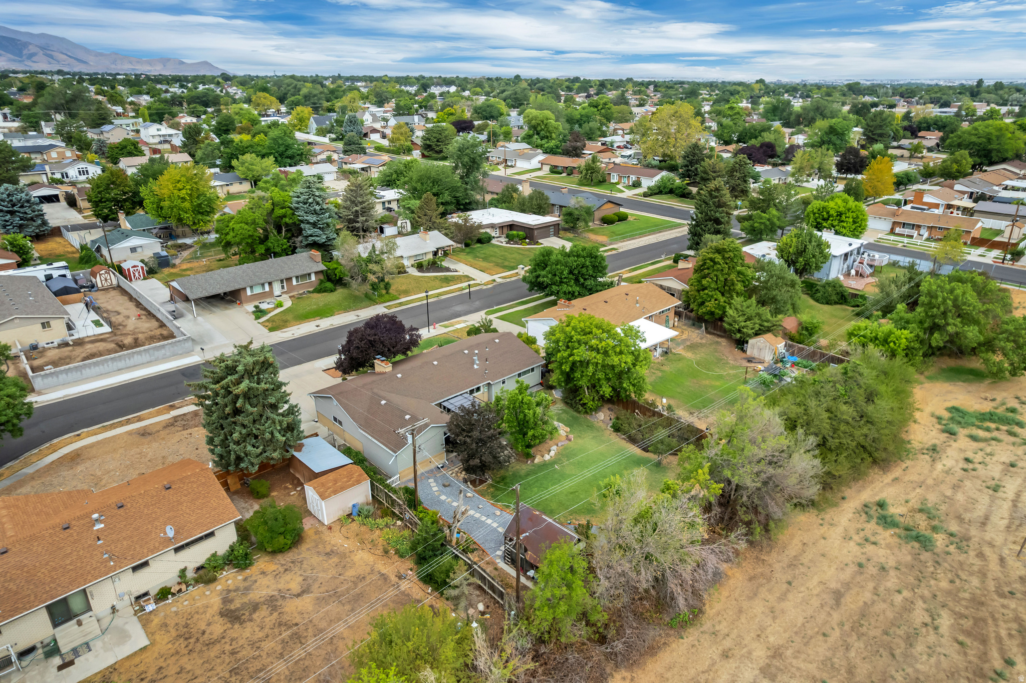 MIDWEST ESTATES - Residential