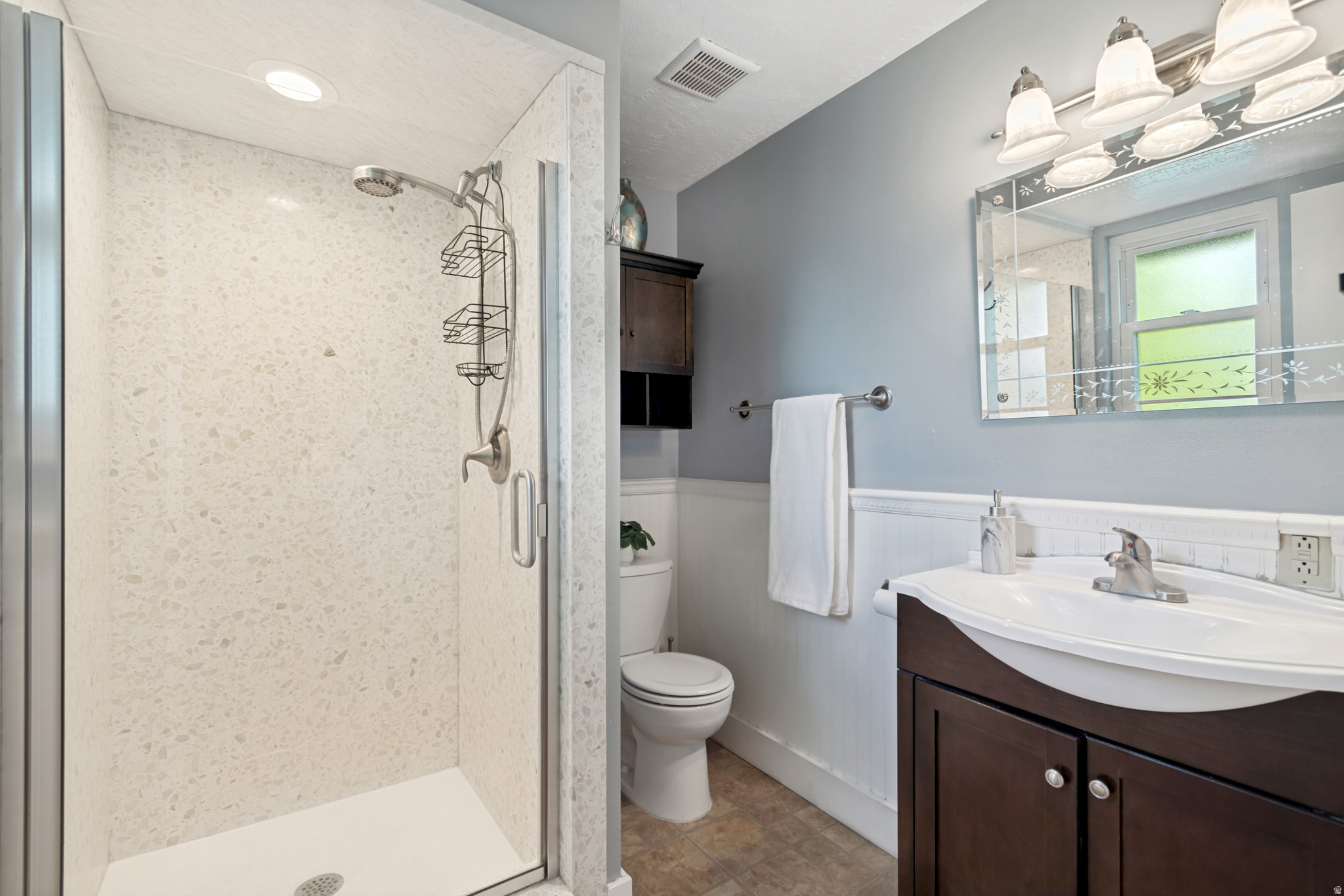 MIDWEST ESTATES - Residential