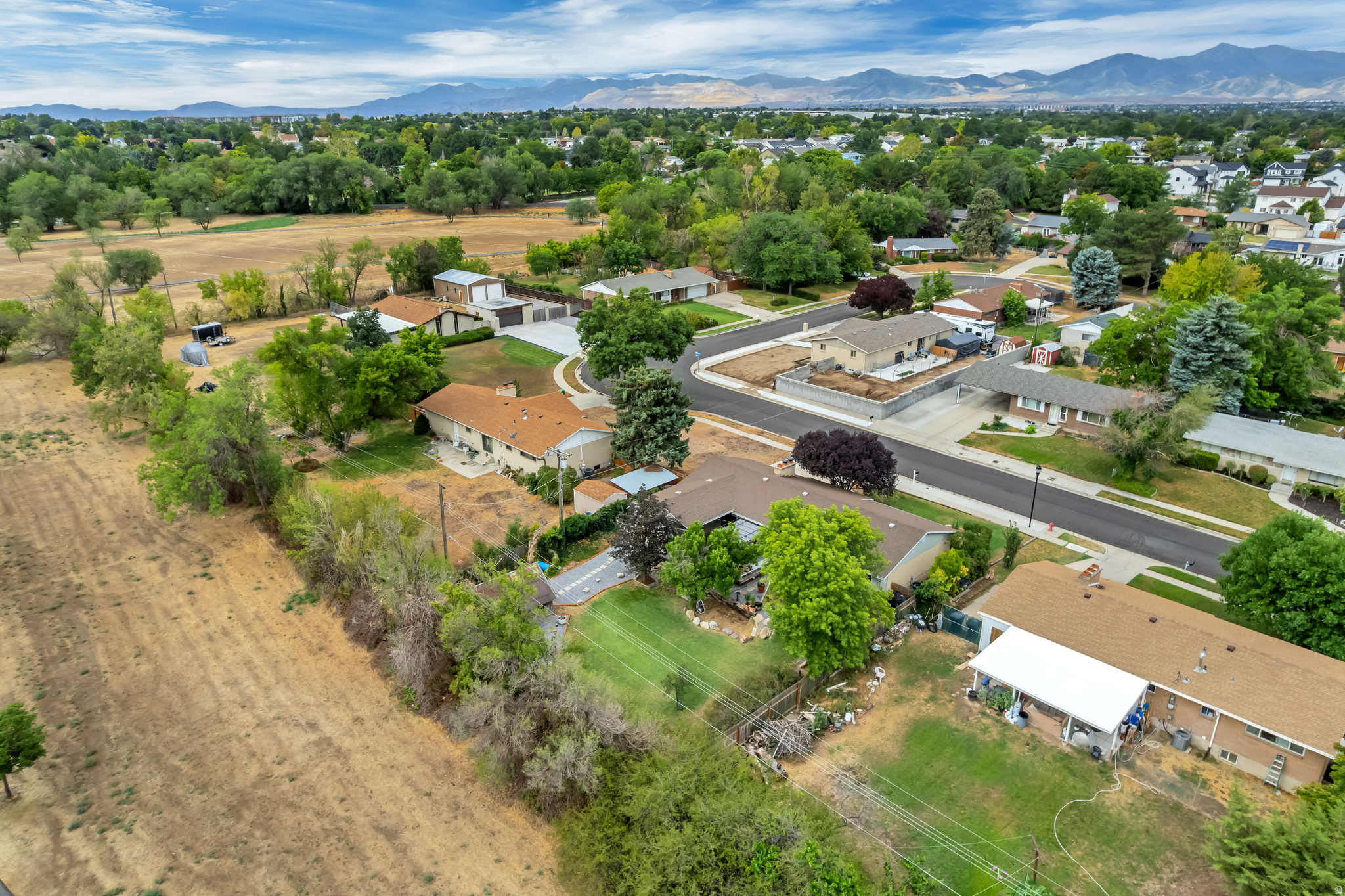 MIDWEST ESTATES - Residential