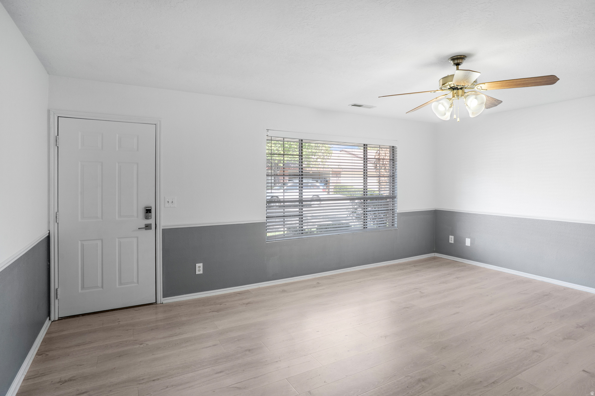 COTTONWOOD TH 4 - Residential