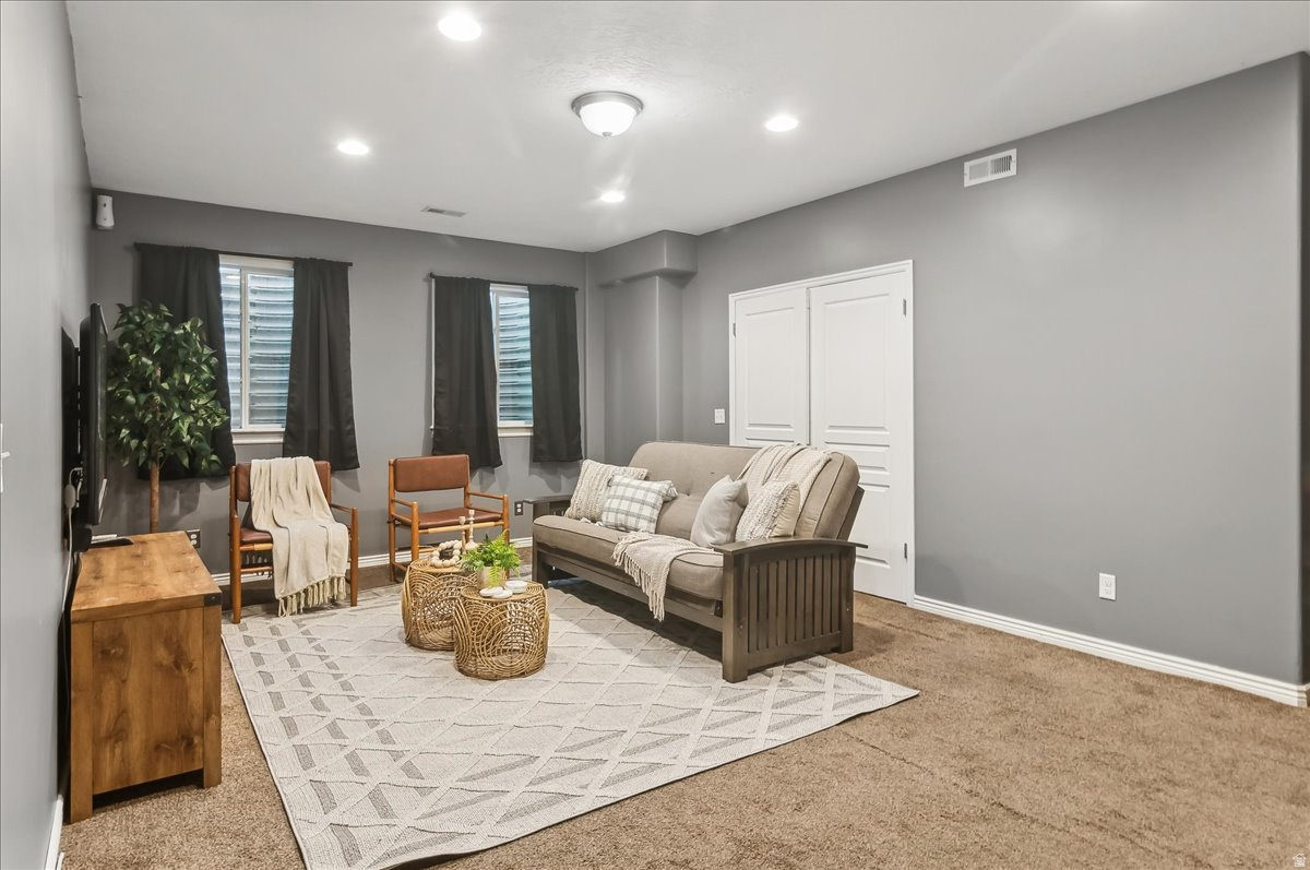 KENNECOTT - Residential