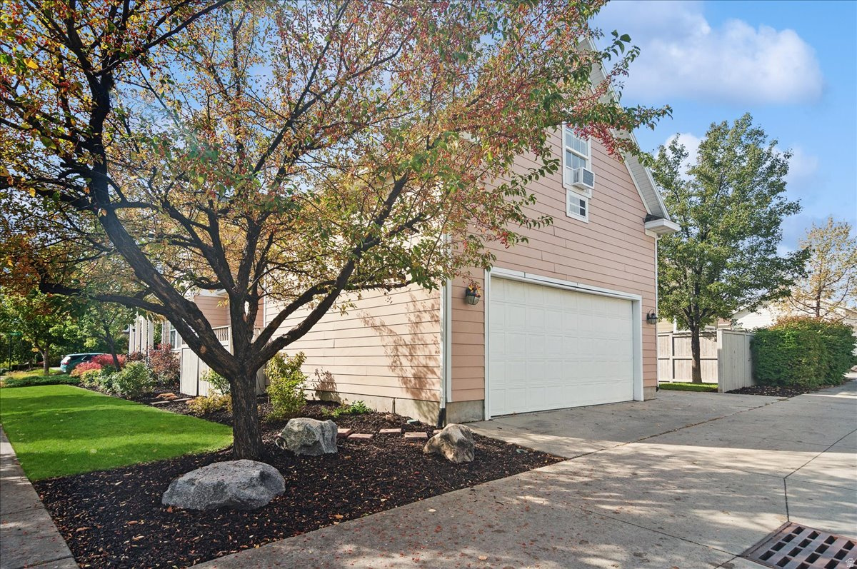 KENNECOTT - Residential