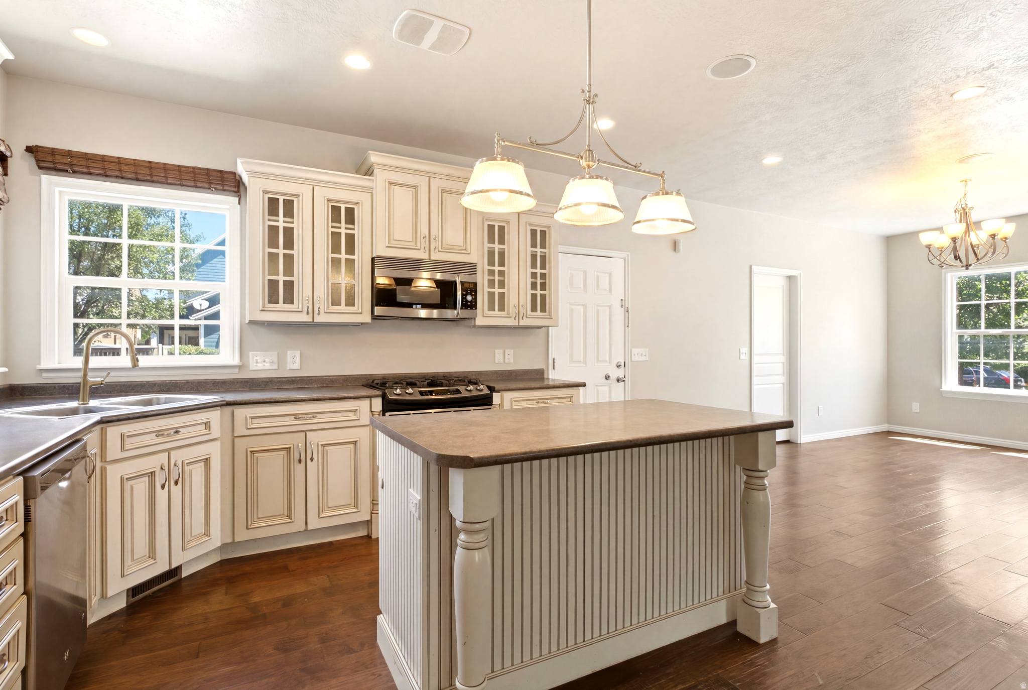 KENNECOTT - Residential