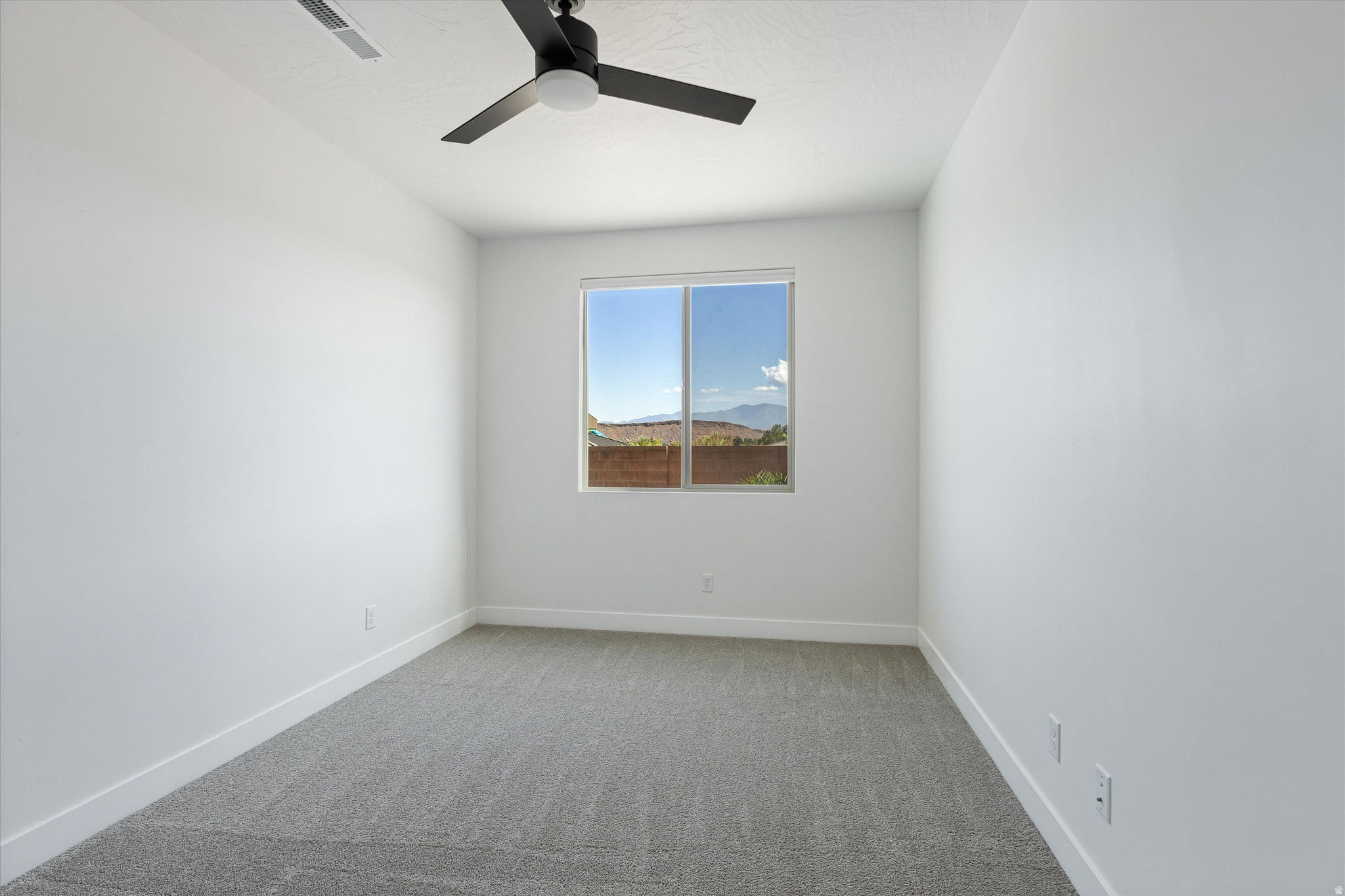 LAS COLINAS PH 3 - Residential