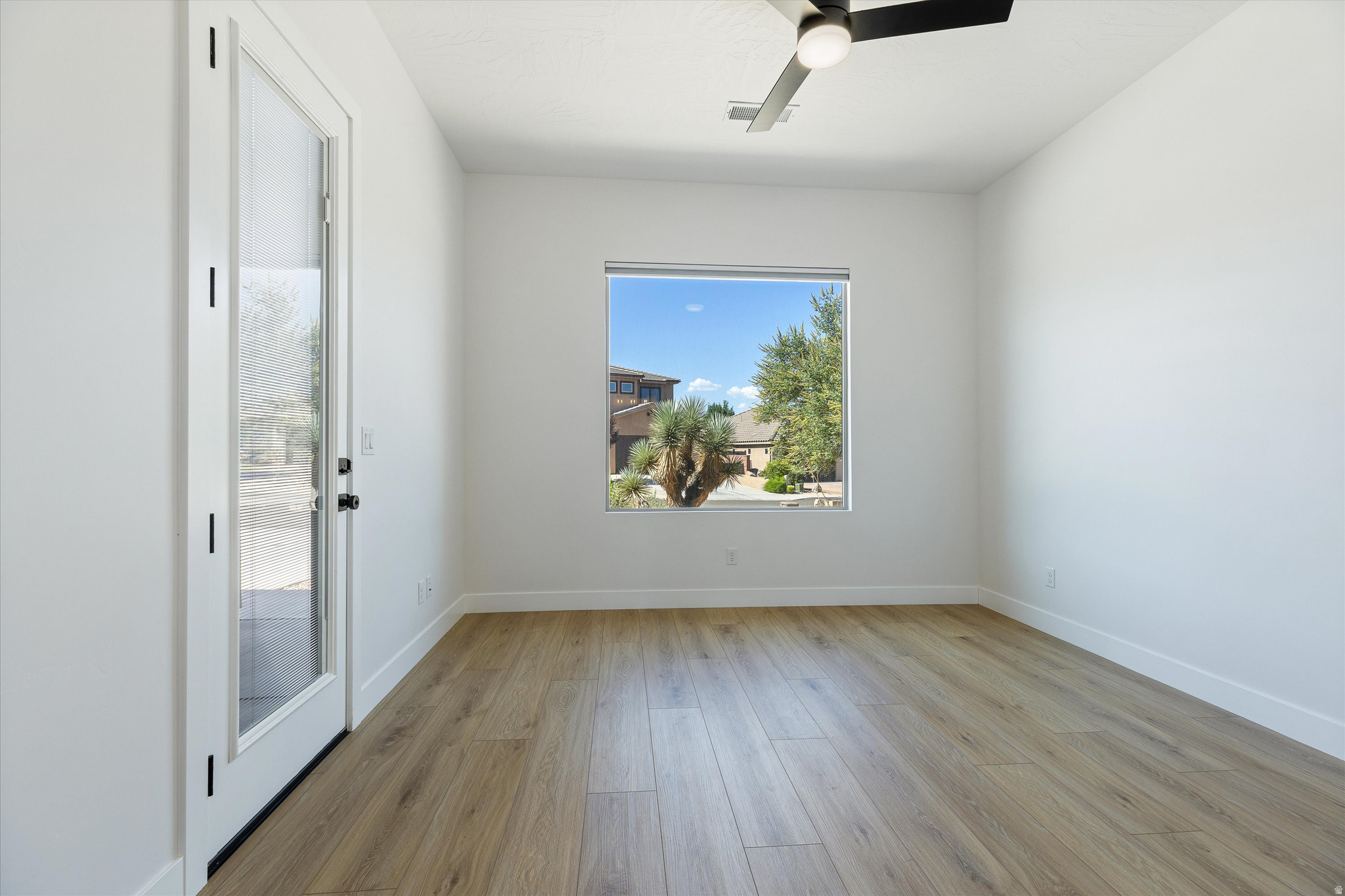 LAS COLINAS PH 3 - Residential