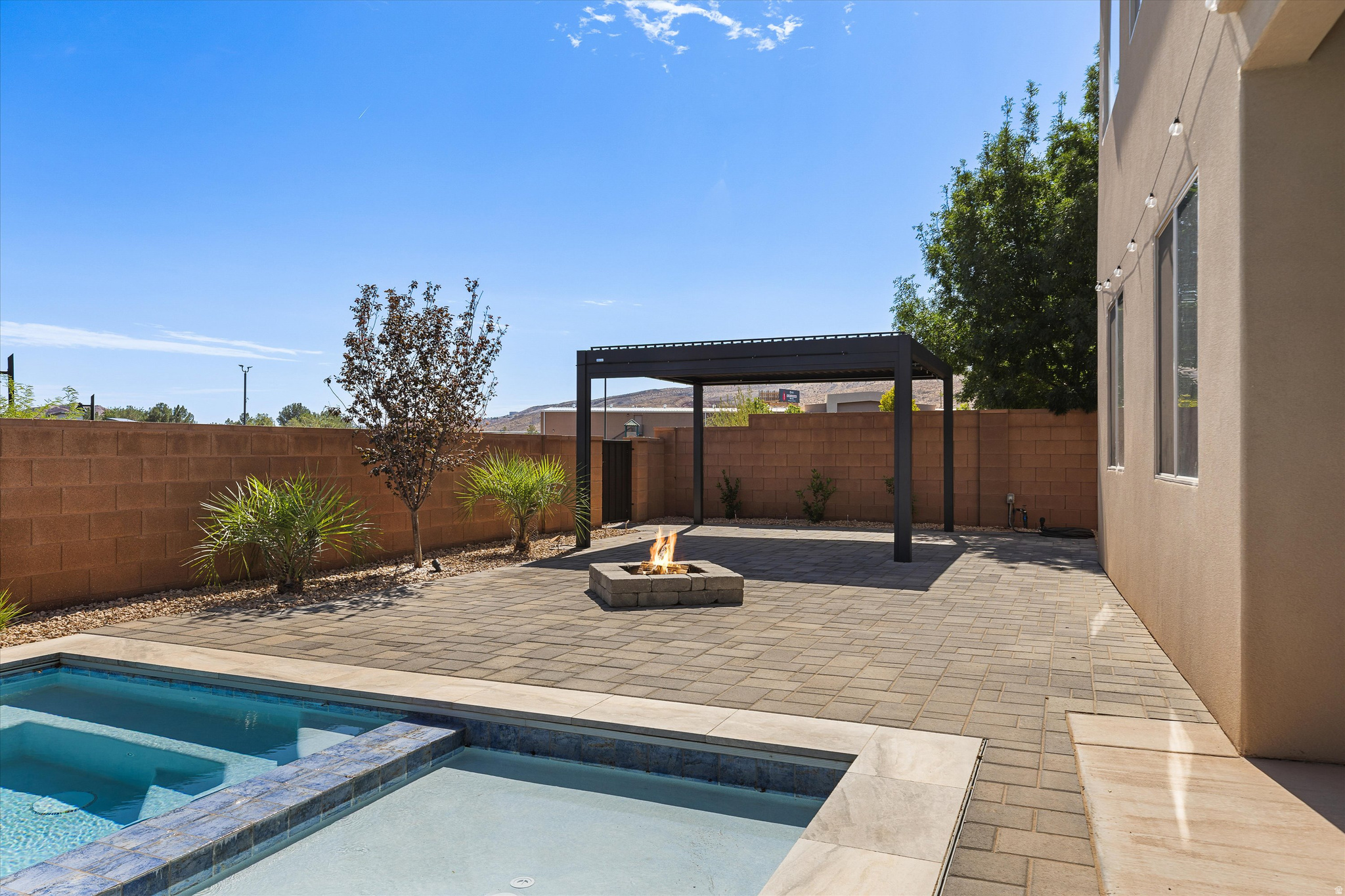 LAS COLINAS PH 3 - Residential