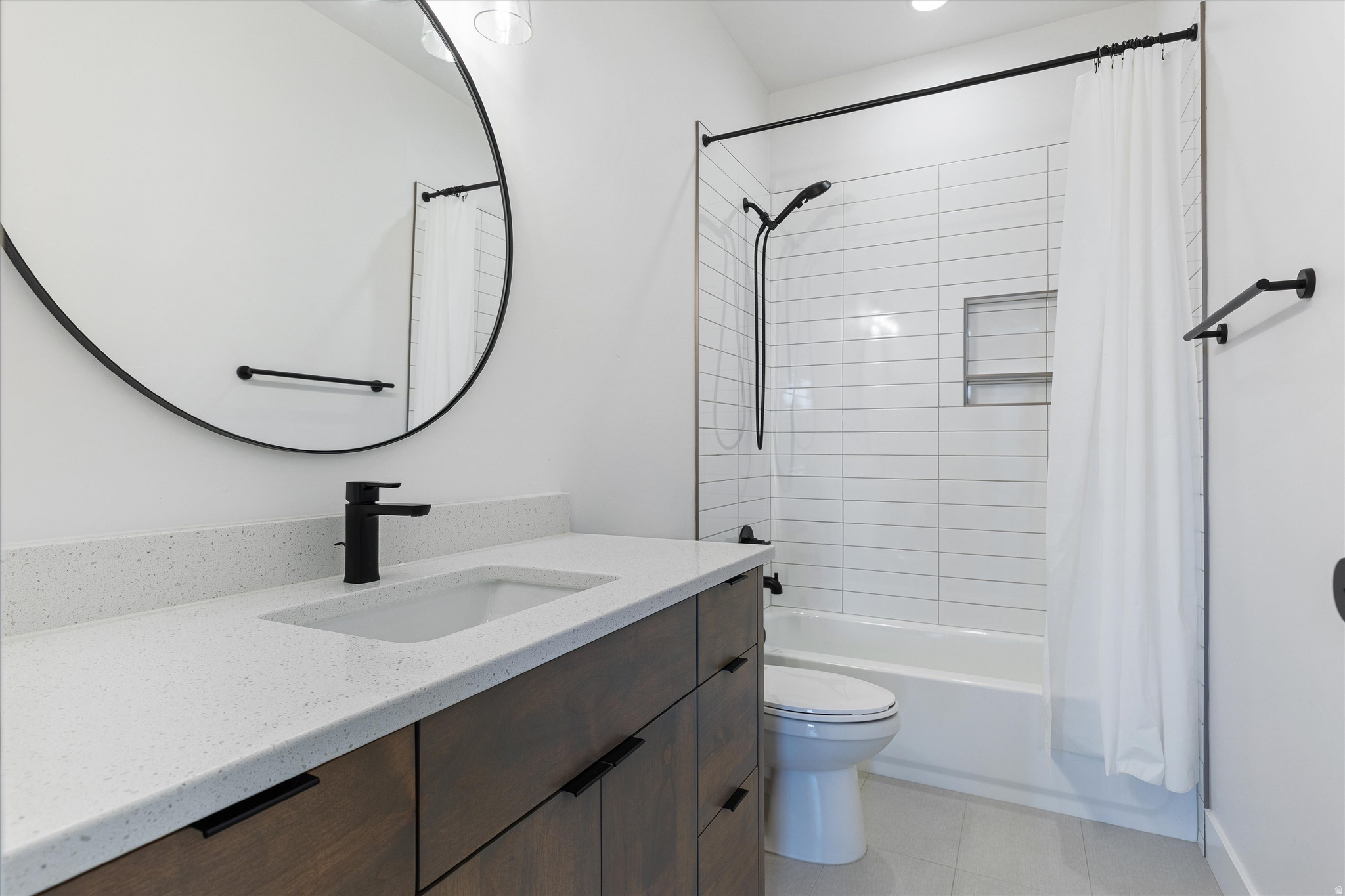 LAS COLINAS PH 3 - Residential