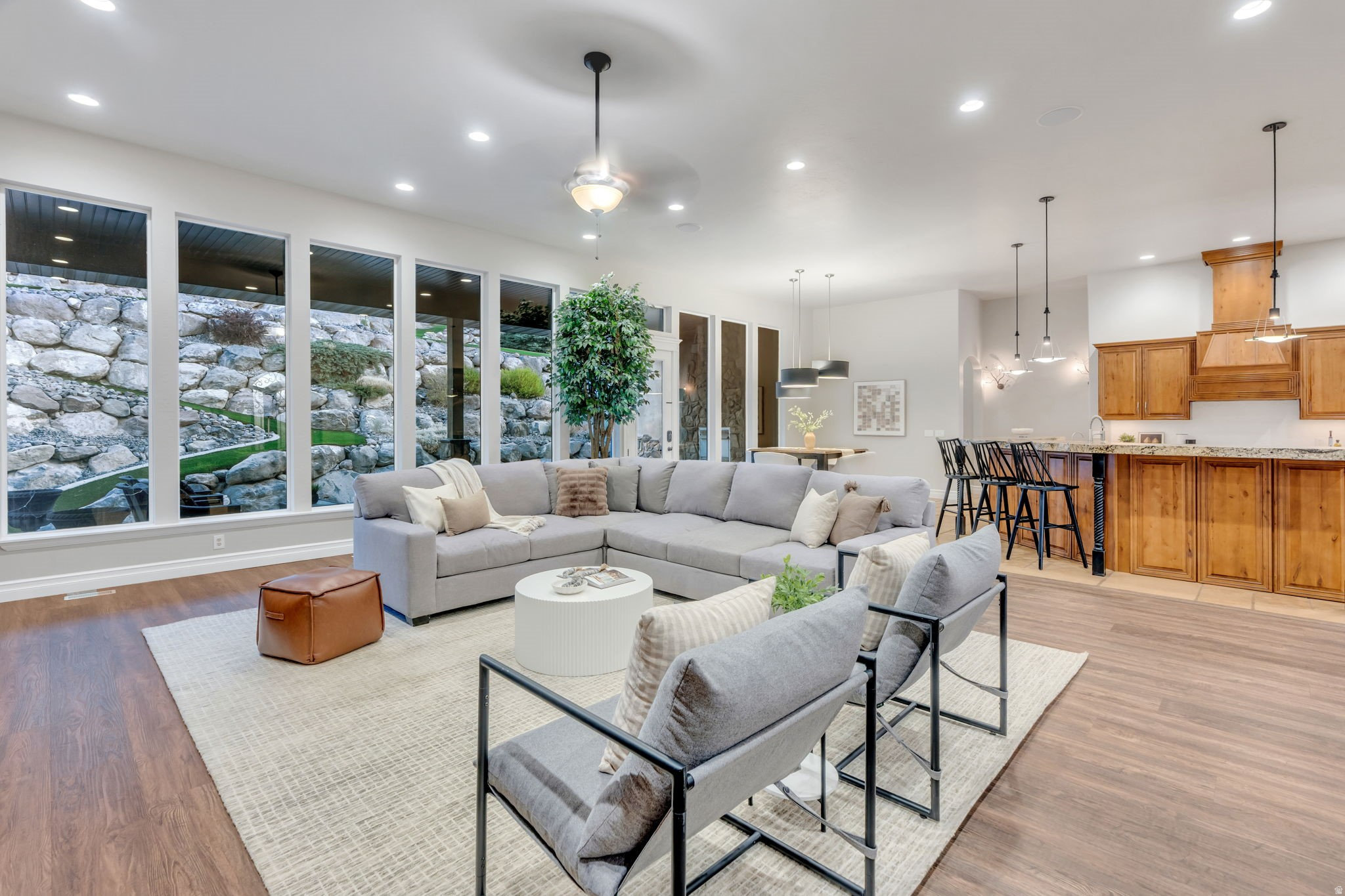 HERRIMAN HEIGHTS - Residential
