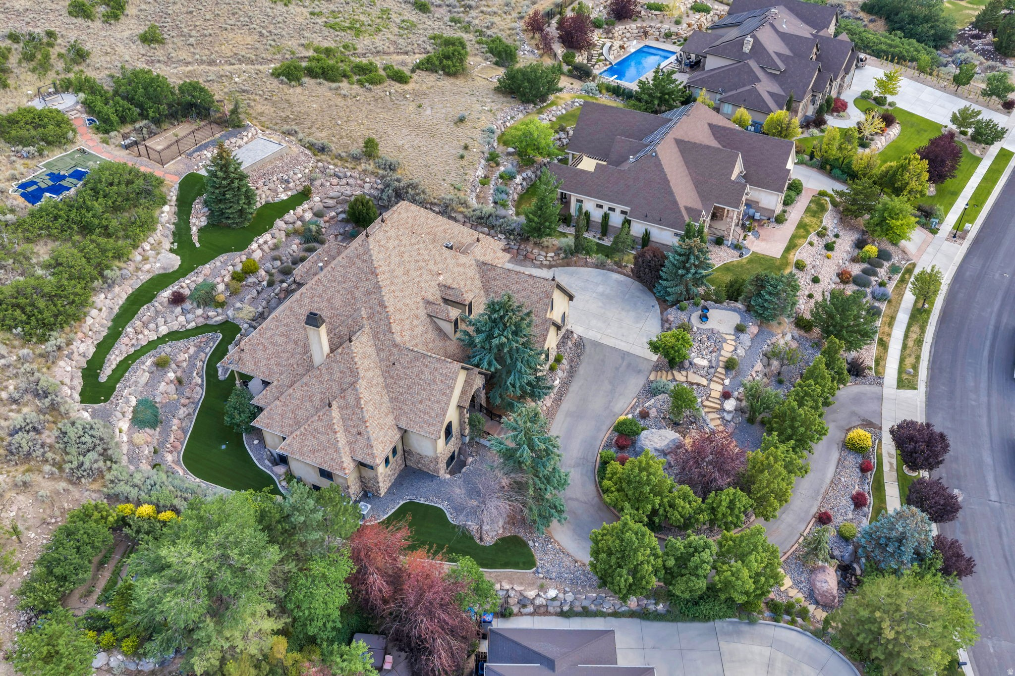 HERRIMAN HEIGHTS - Residential