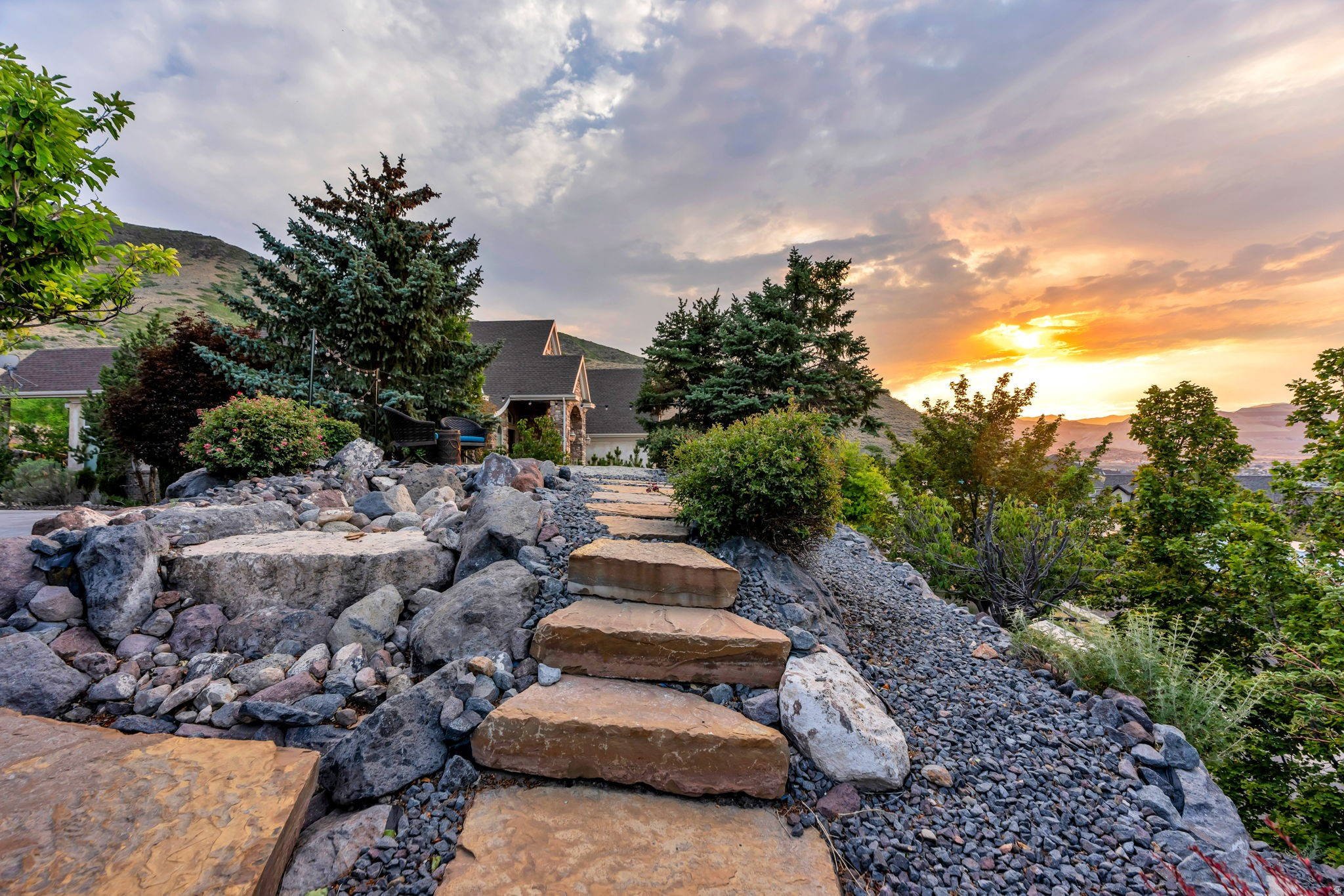 HERRIMAN HEIGHTS - Residential