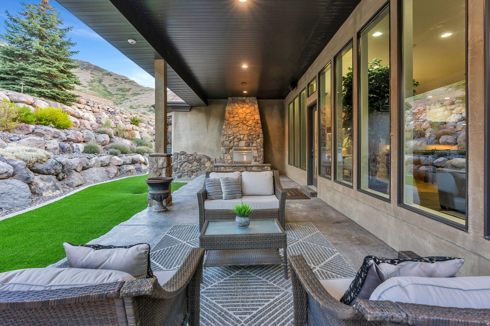 HERRIMAN HEIGHTS - Residential