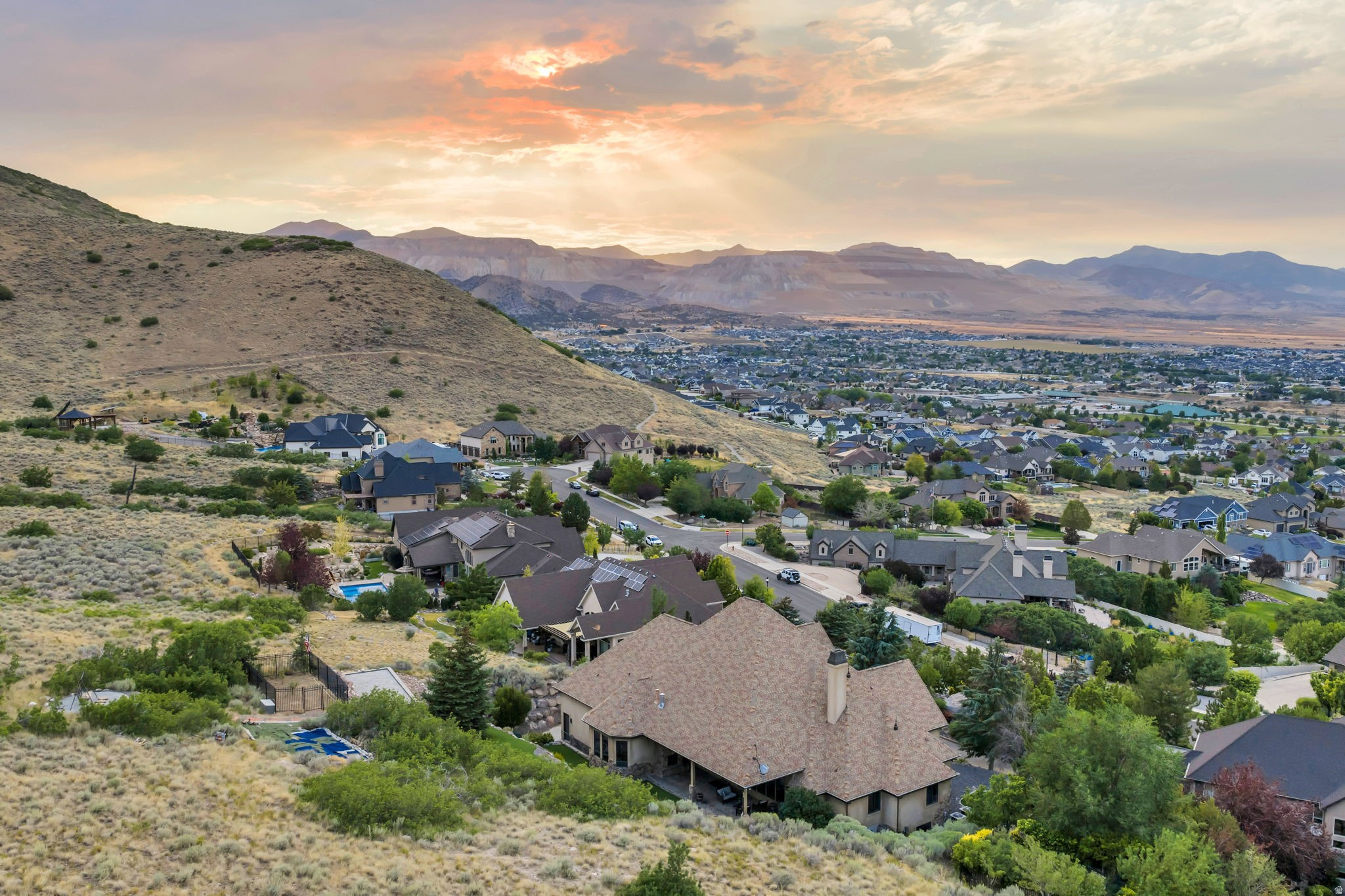 HERRIMAN HEIGHTS - Residential