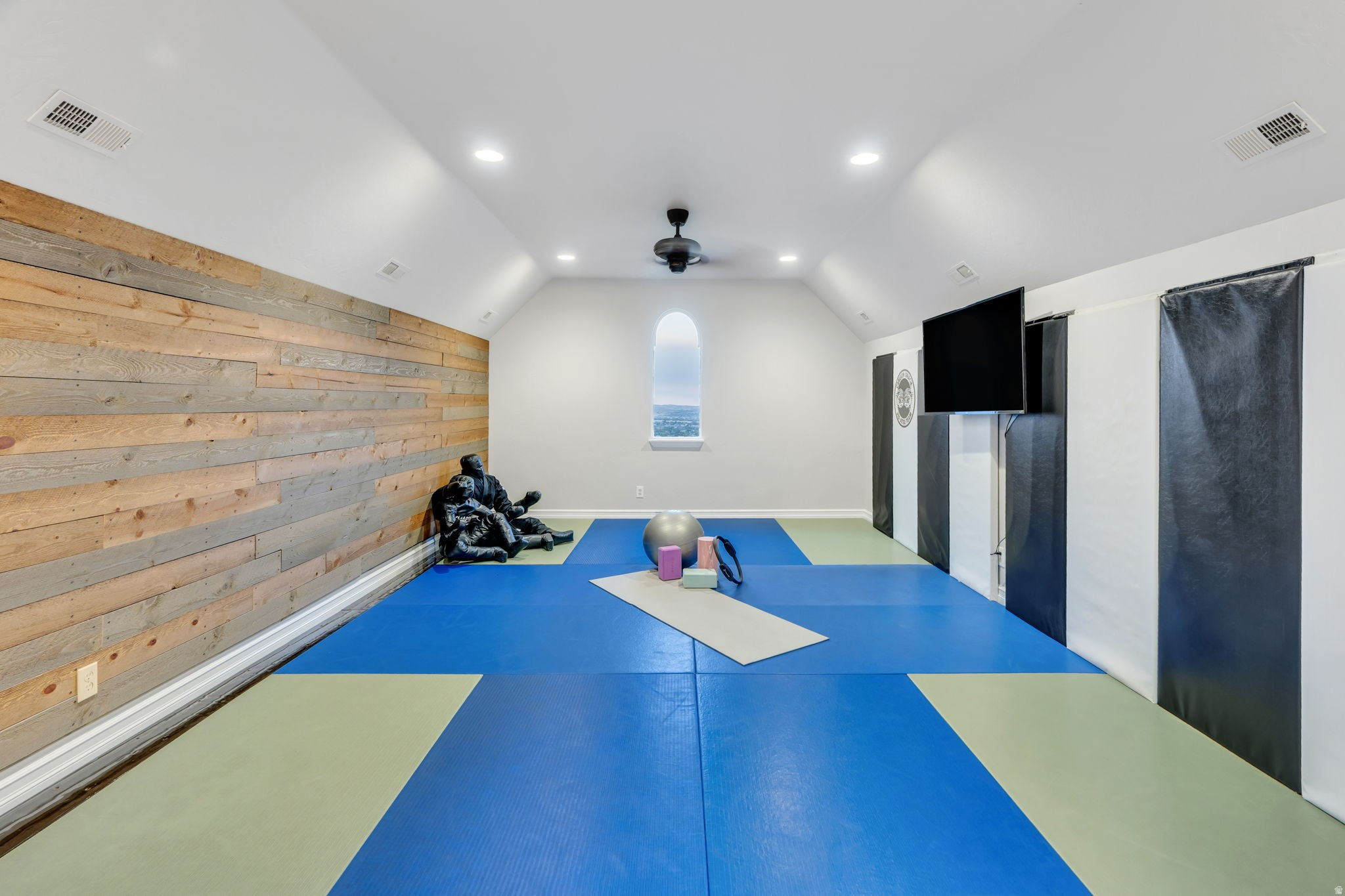 HERRIMAN HEIGHTS - Residential