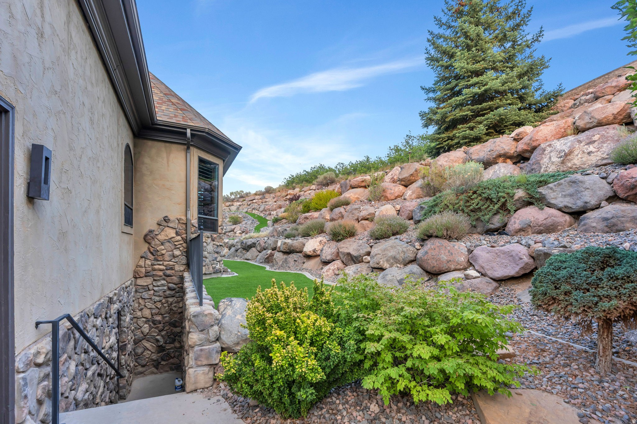 HERRIMAN HEIGHTS - Residential