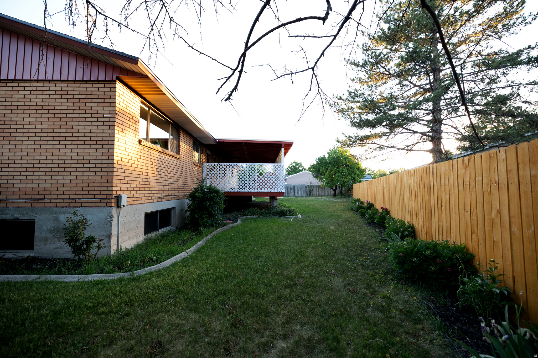 WILLOW RUN PARK - Residential