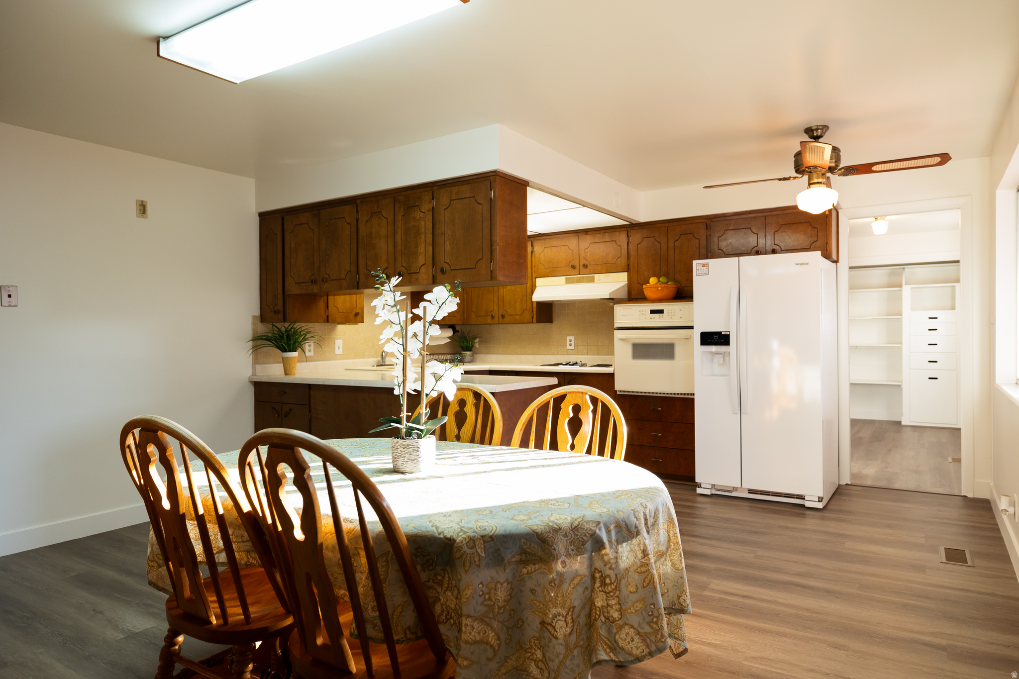 WILLOW RUN PARK - Residential