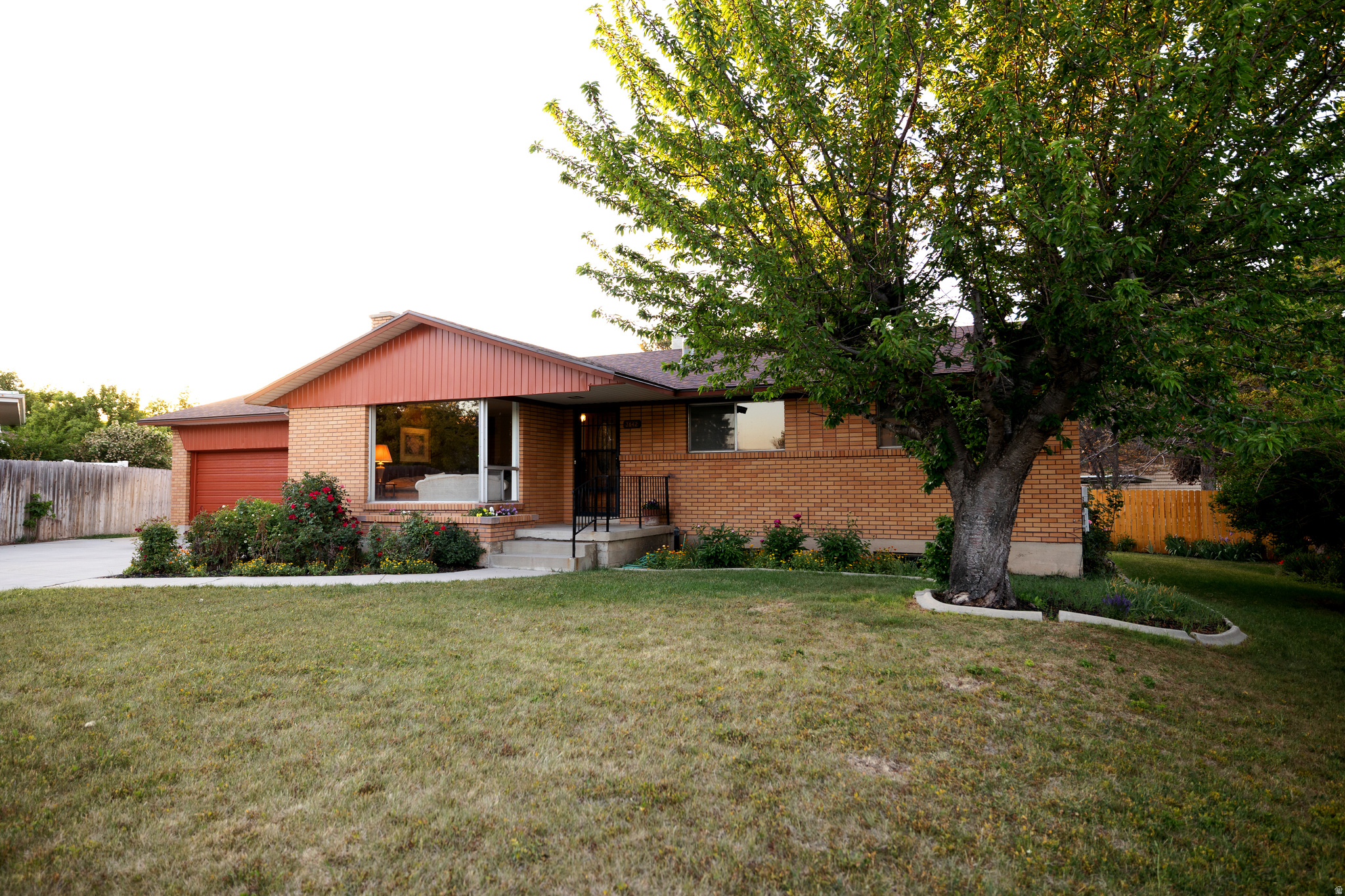 WILLOW RUN PARK - Residential
