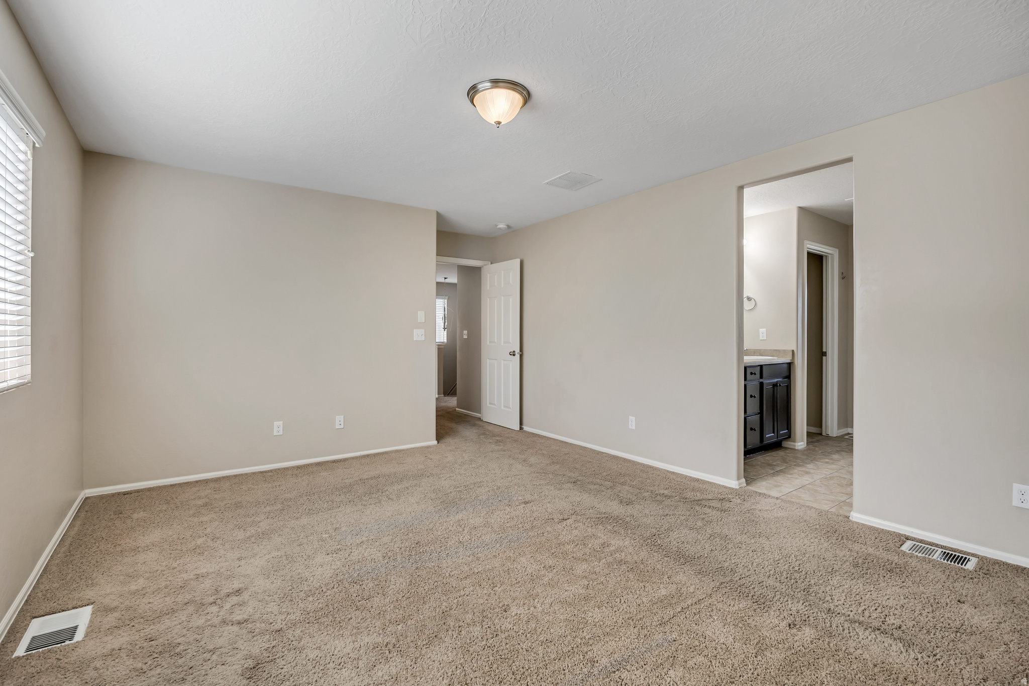 GREY HAWK - Residential