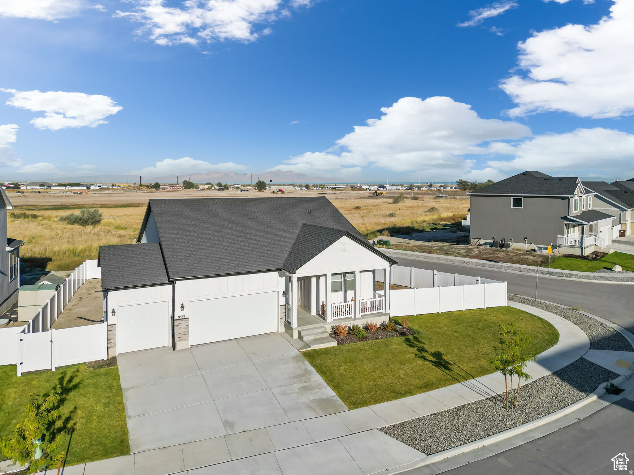 PASTURES AT SADDLEBACK - Residential