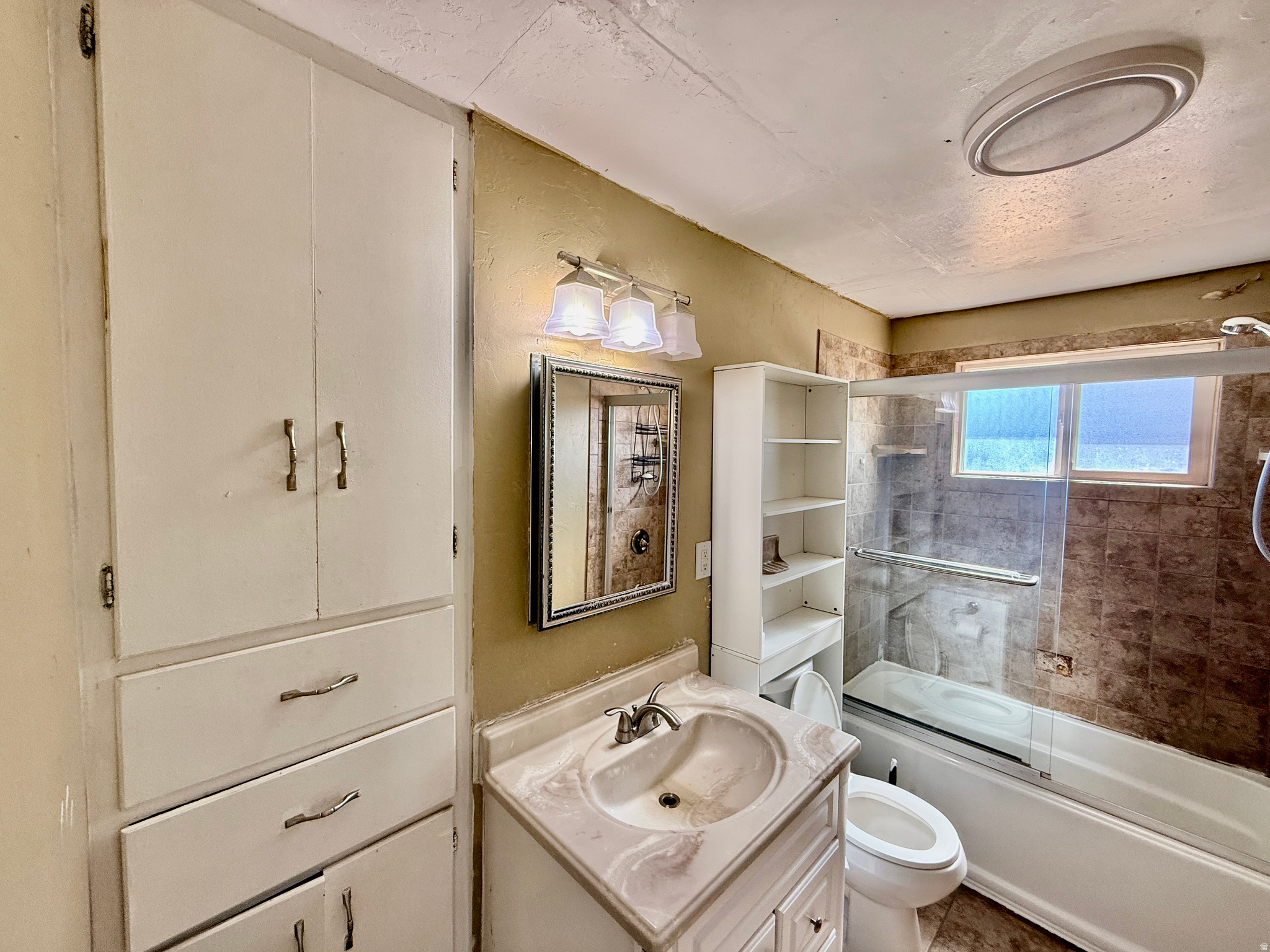 JAMARL ACRES - Residential
