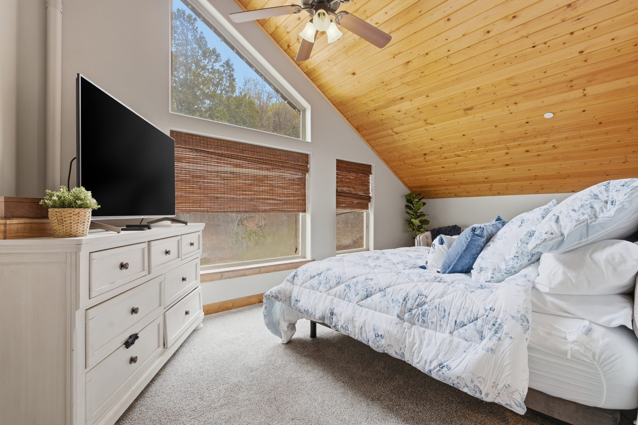 TIMBER LAKES - Residential