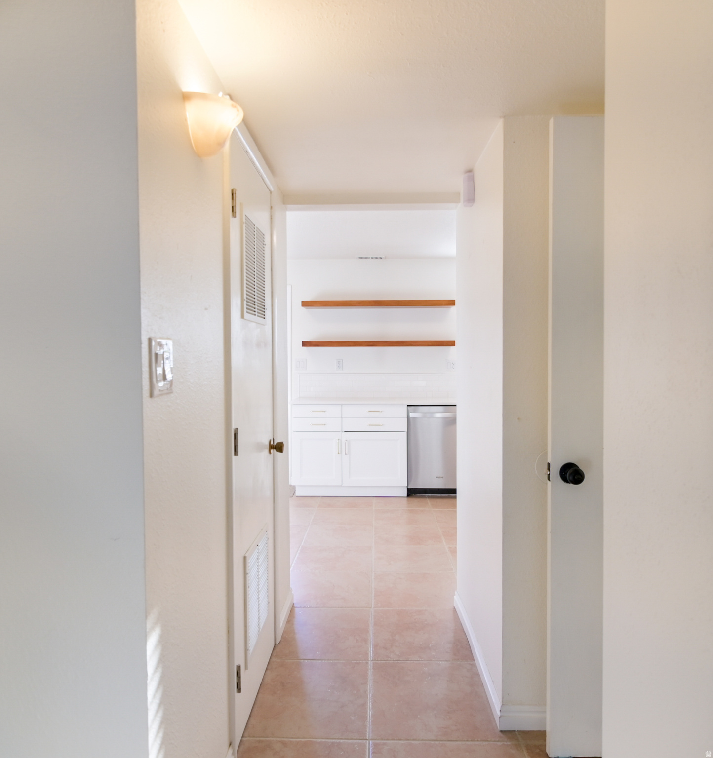 WILLOW TREE CONDO - Residential