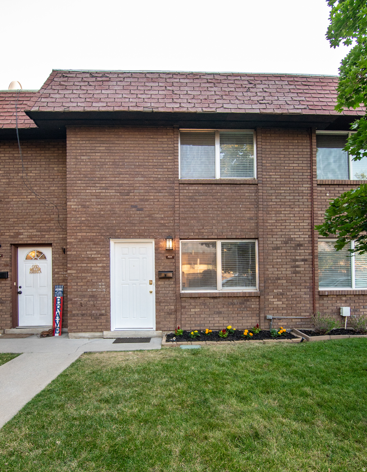 WILLOW TREE CONDO - Residential