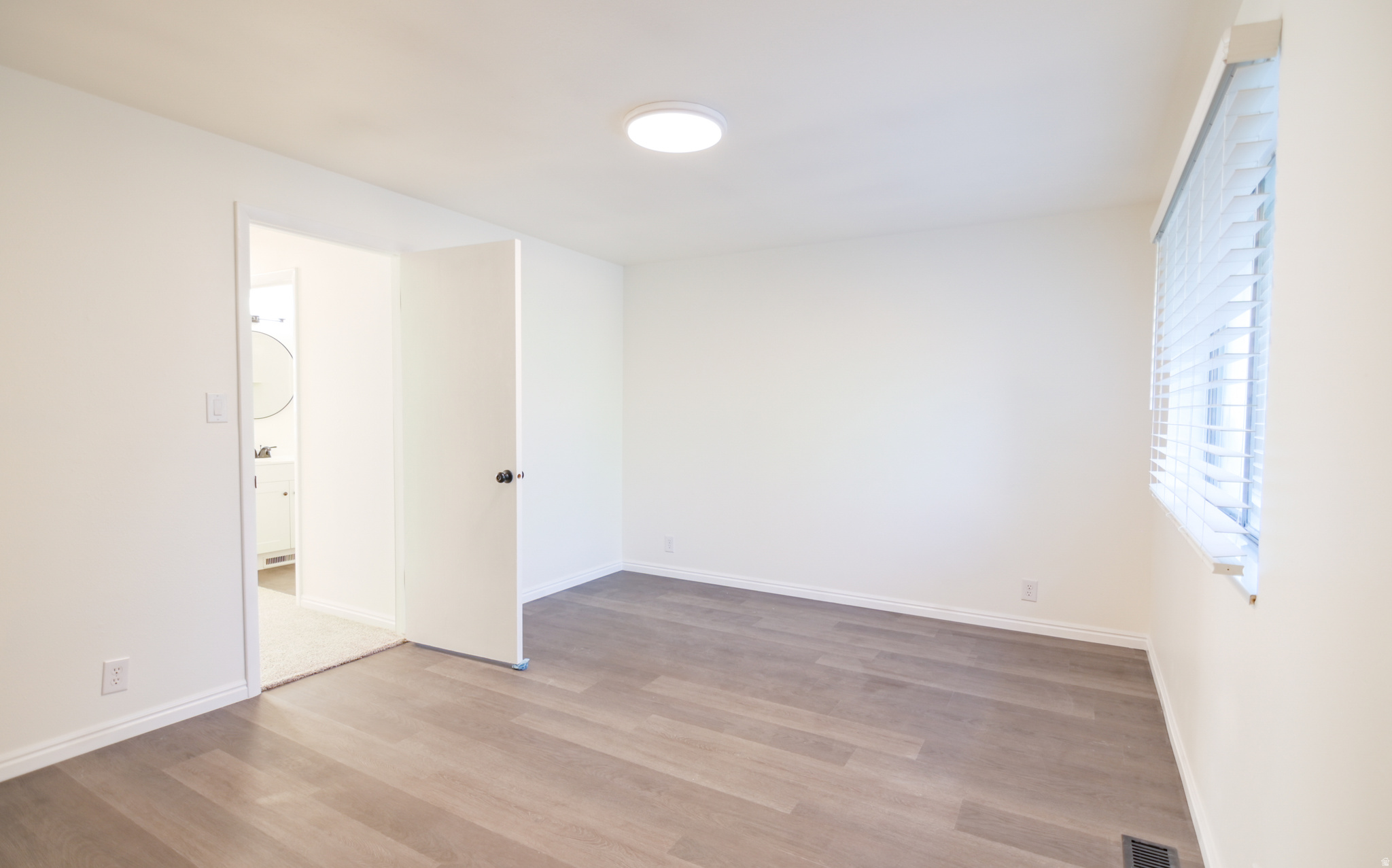WILLOW TREE CONDO - Residential