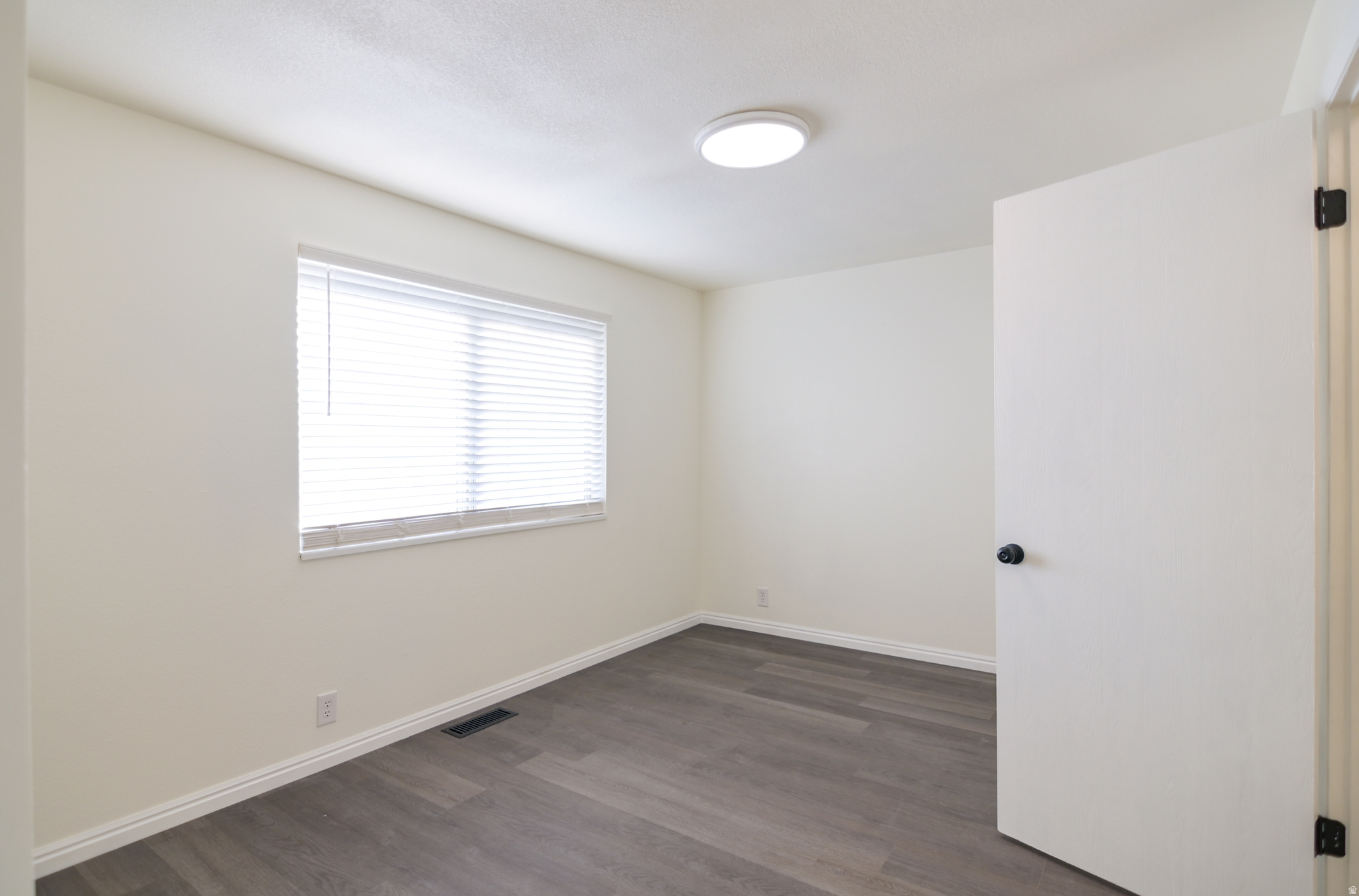 WILLOW TREE CONDO - Residential
