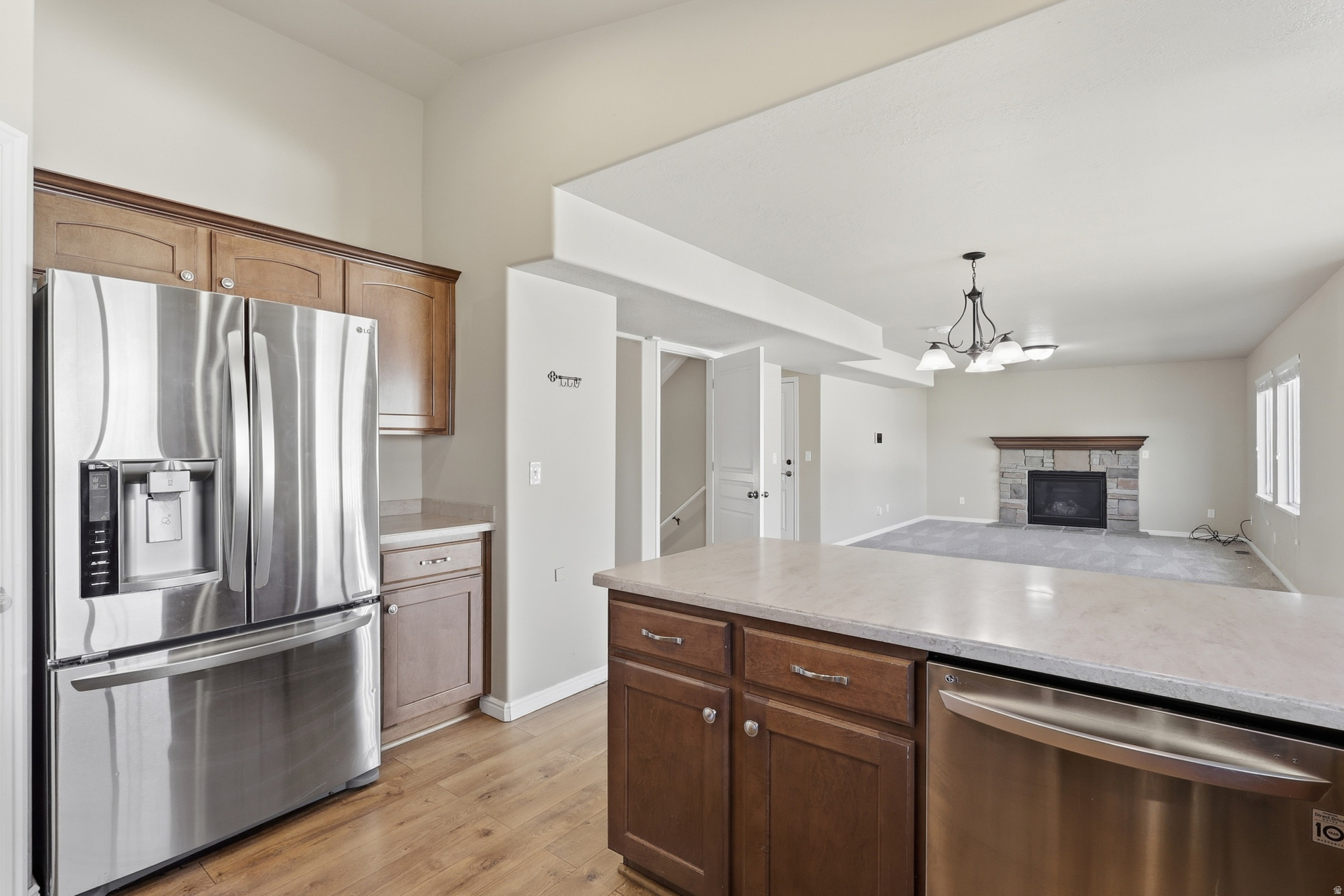 MOUNTAIN VIEW ESTATE - Residential