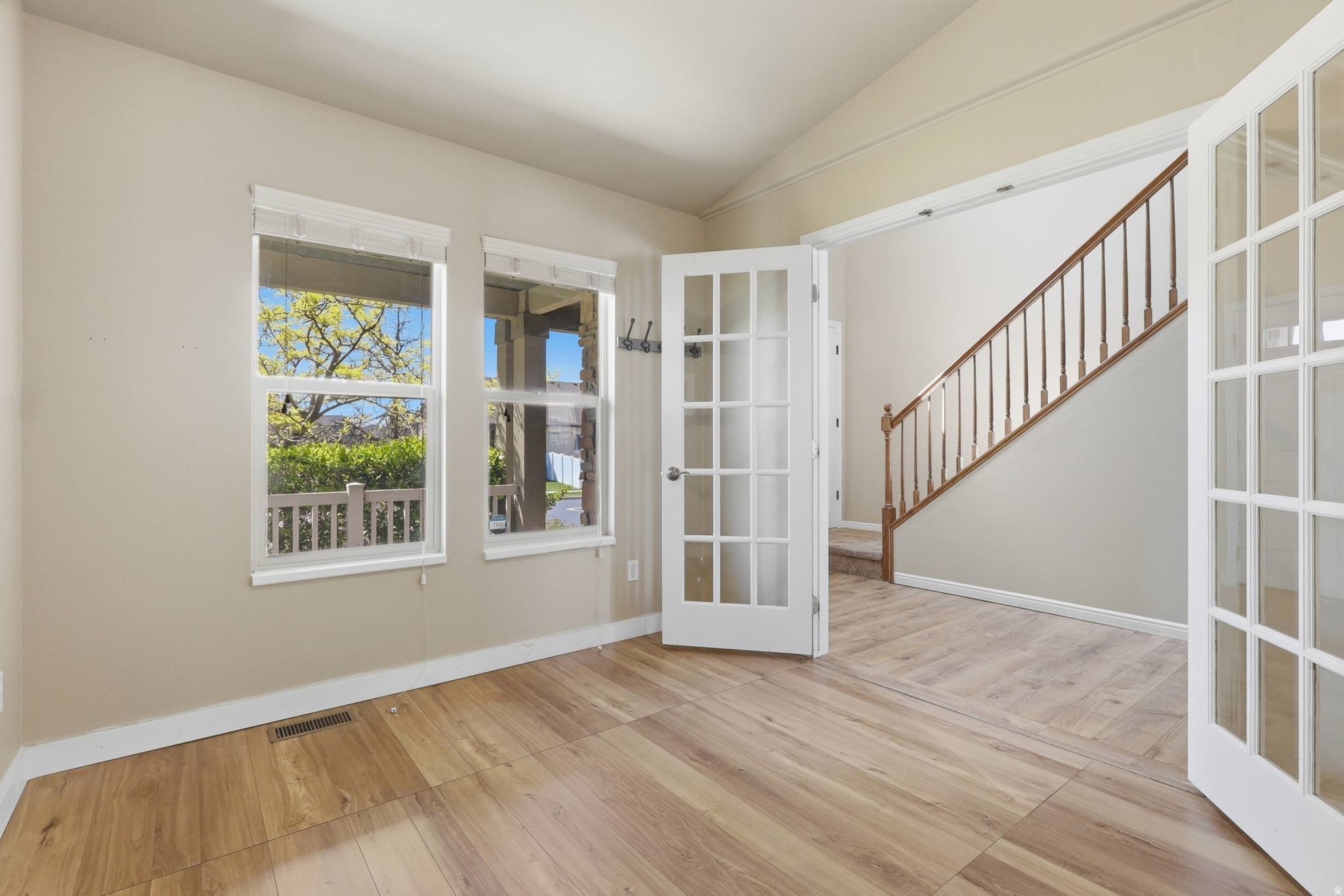 MOUNTAIN VIEW ESTATE - Residential