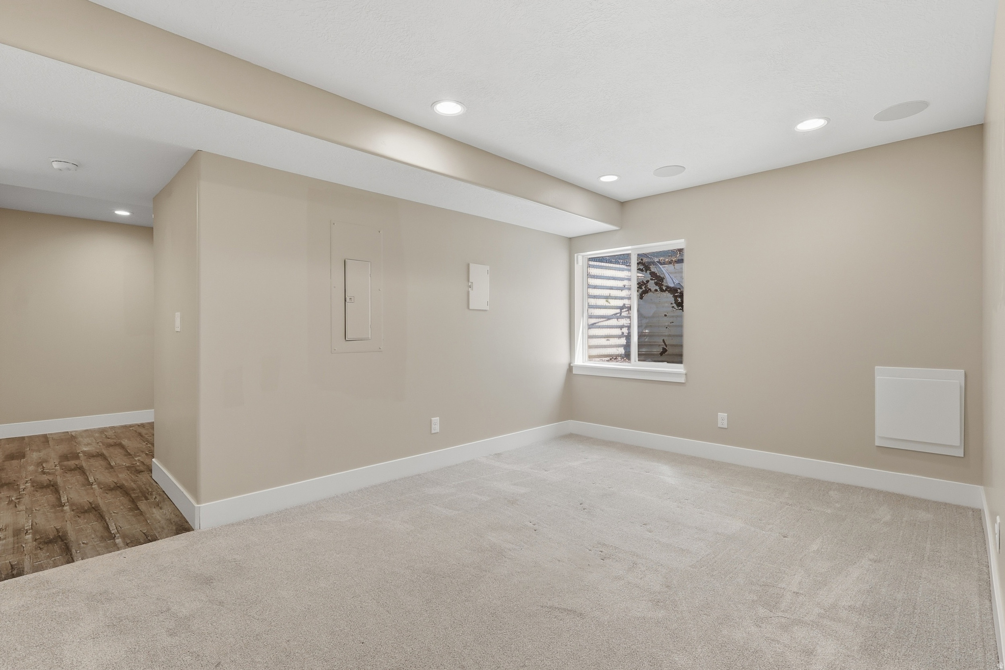 MOUNTAIN VIEW ESTATE - Residential