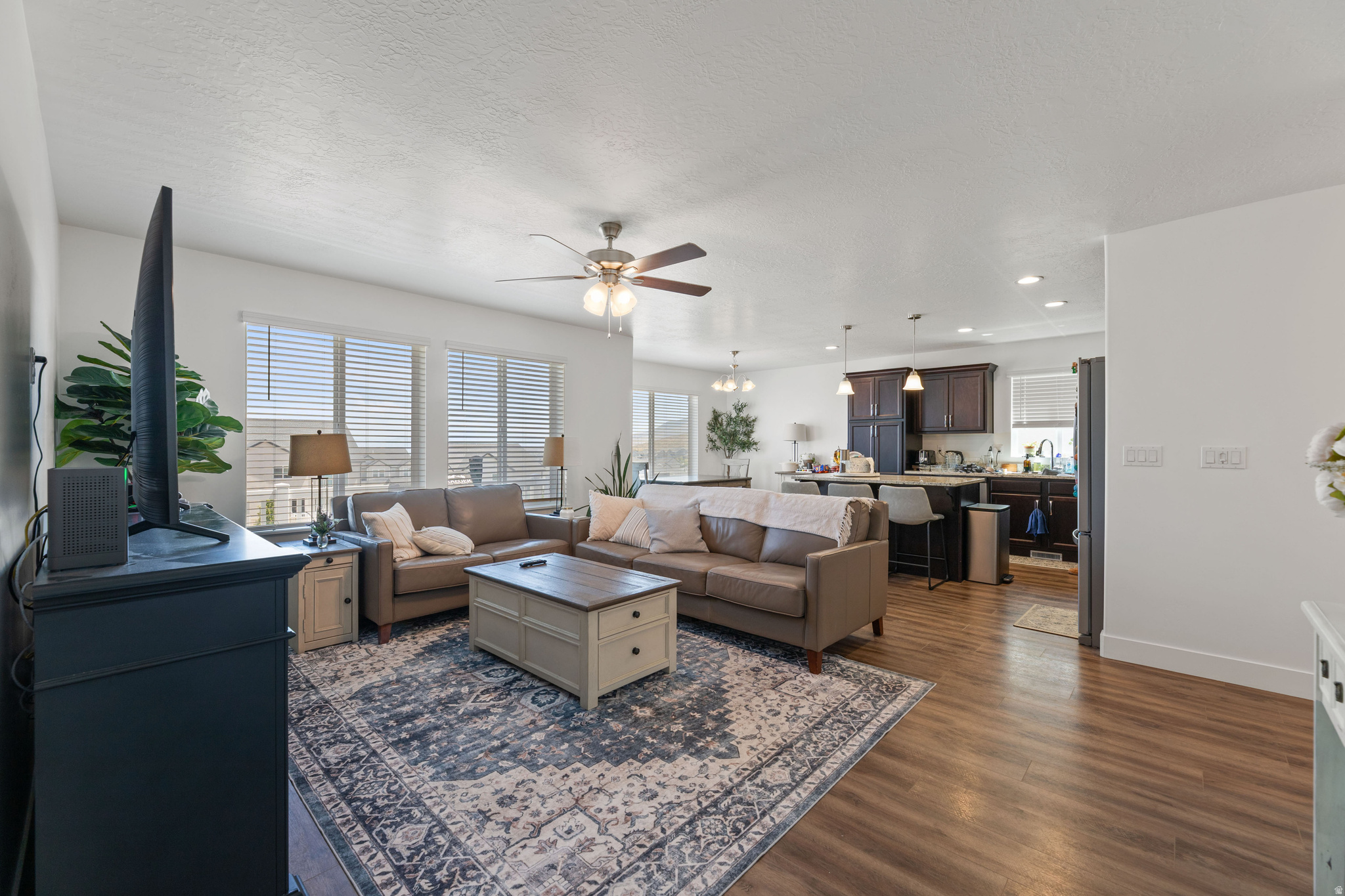 RIDGEHORNE - Residential
