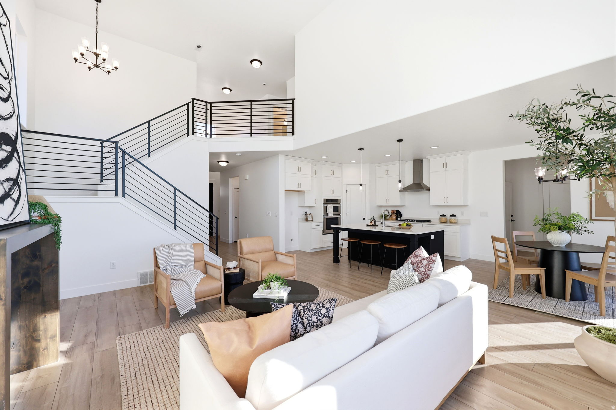 HIDDEN CANYON - Residential