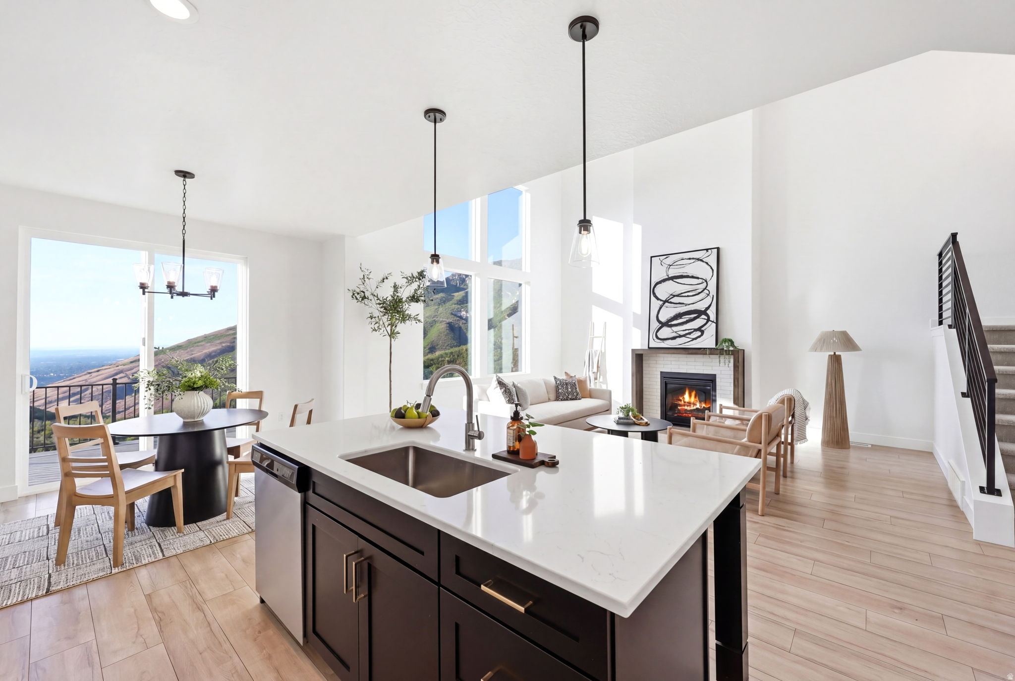 HIDDEN CANYON - Residential
