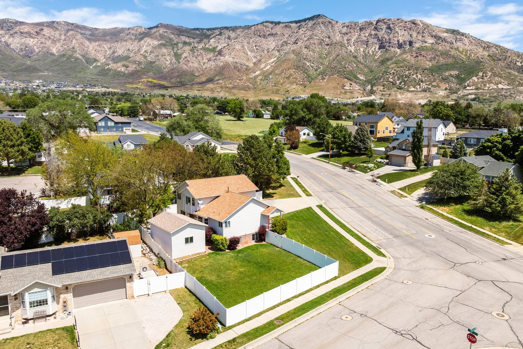 WARREN ACRES - Residential