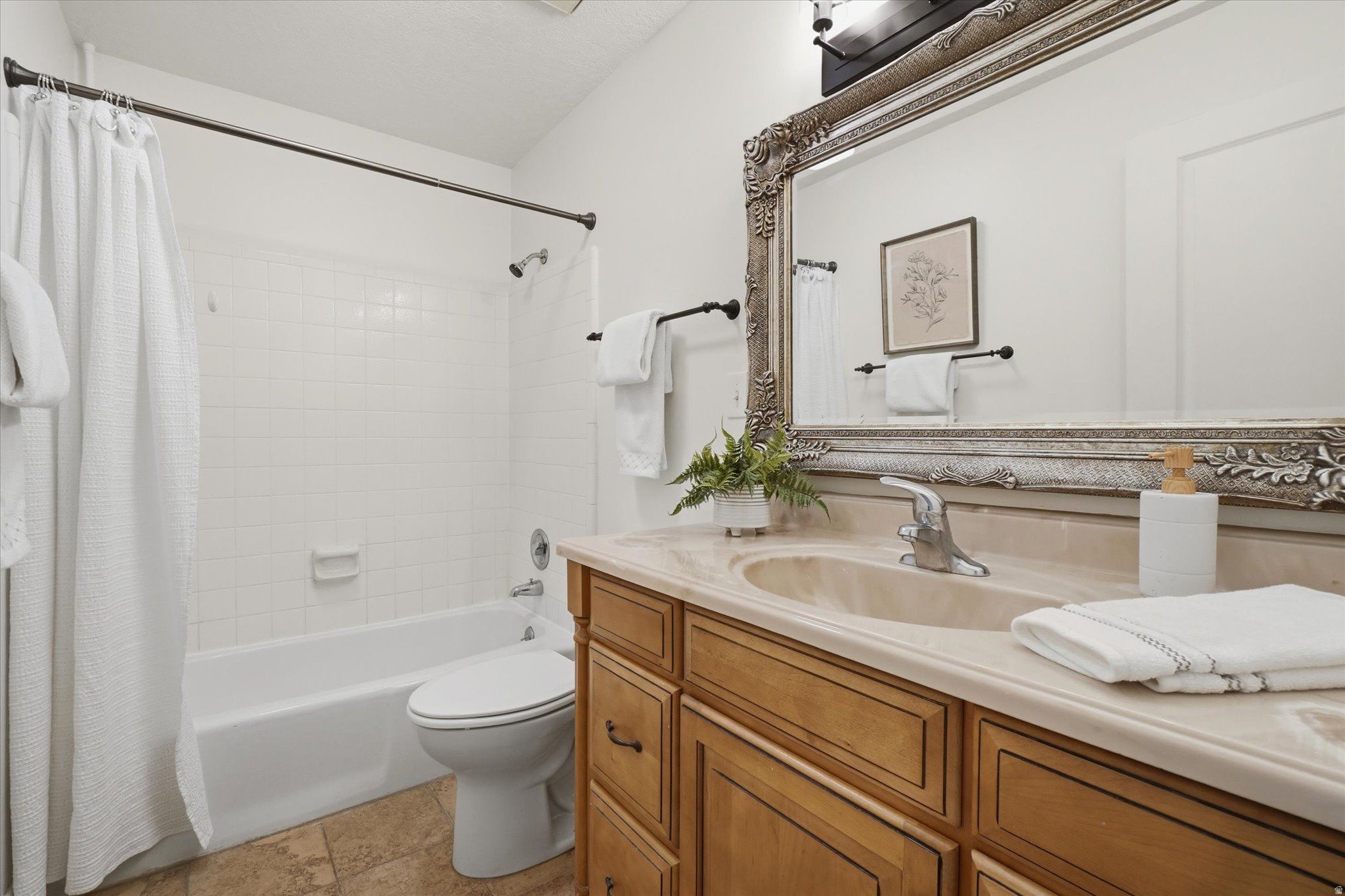 SOMERSET FARMS - Residential