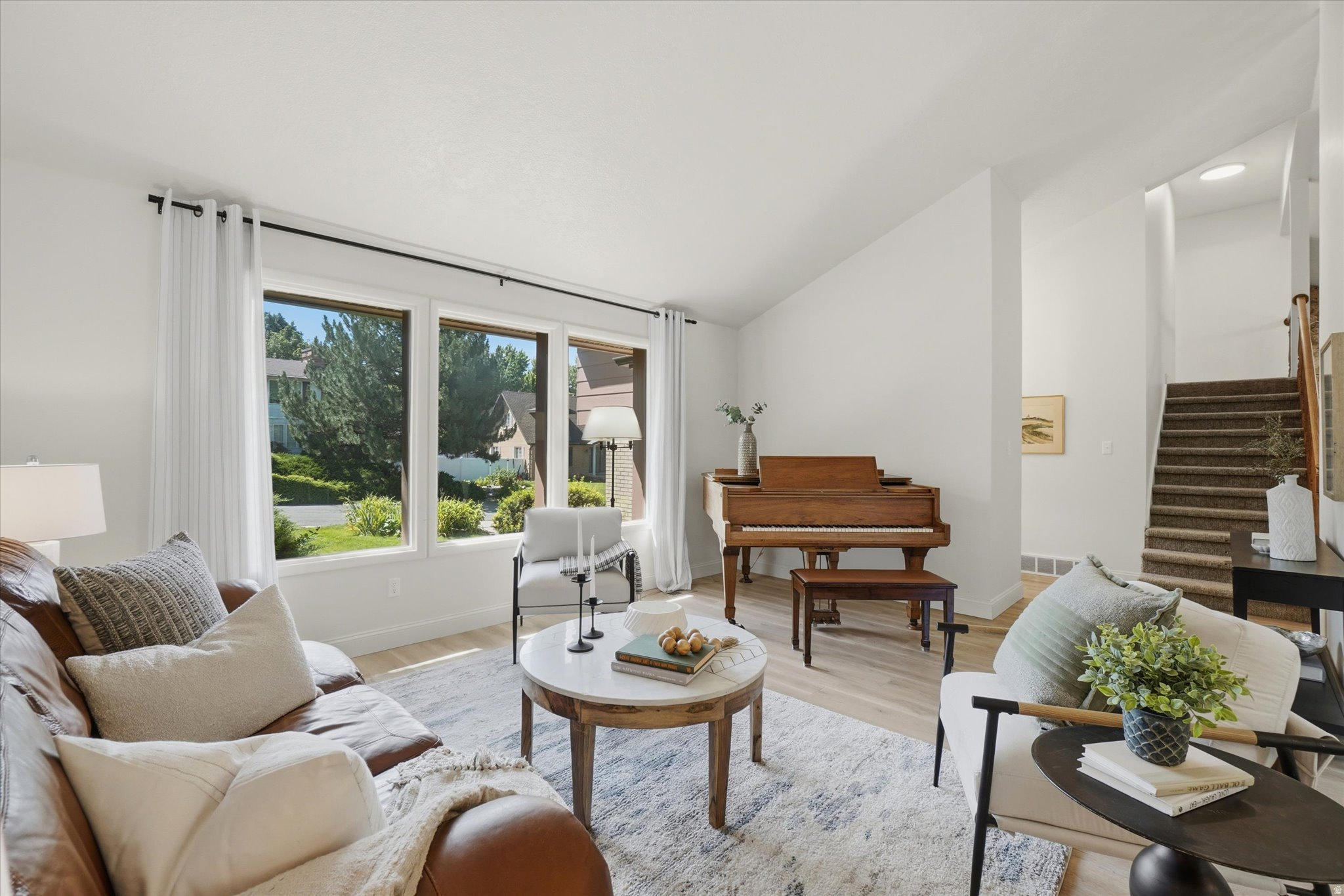 SOMERSET FARMS - Residential