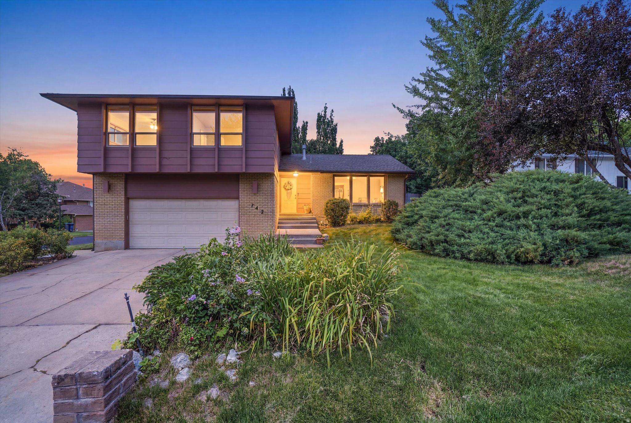 SOMERSET FARMS - Residential