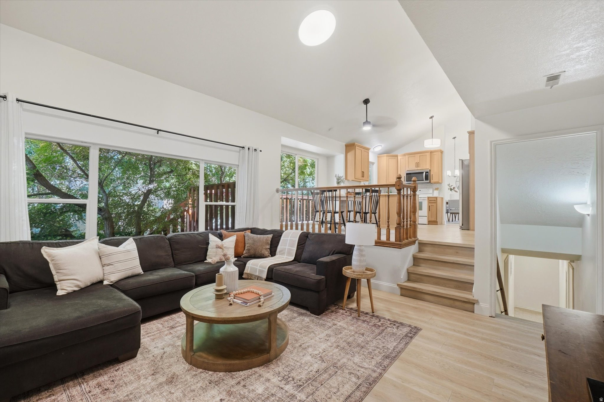 SOMERSET FARMS - Residential