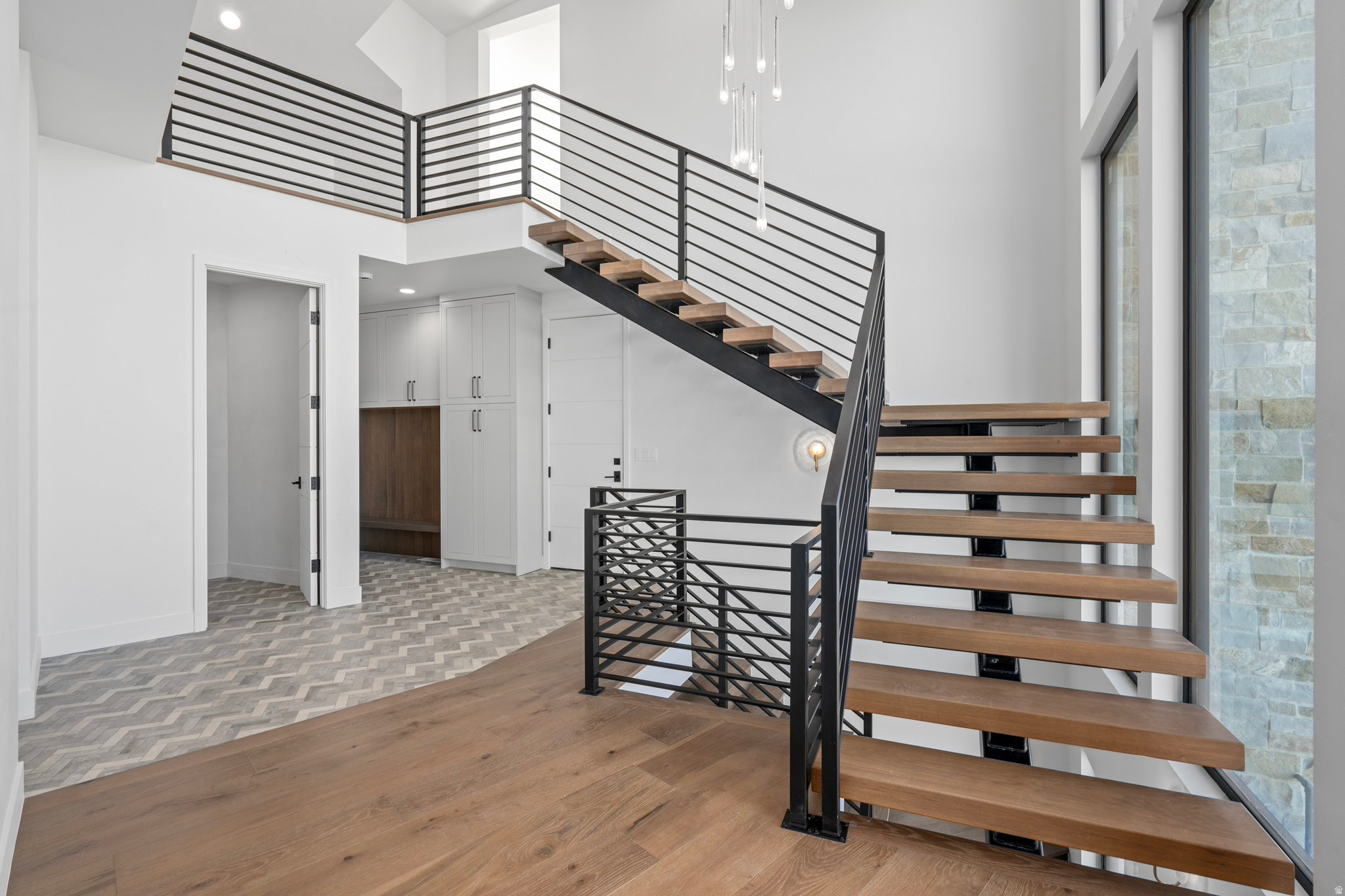 CROSSINGS AT LAKE CREEK - Residential