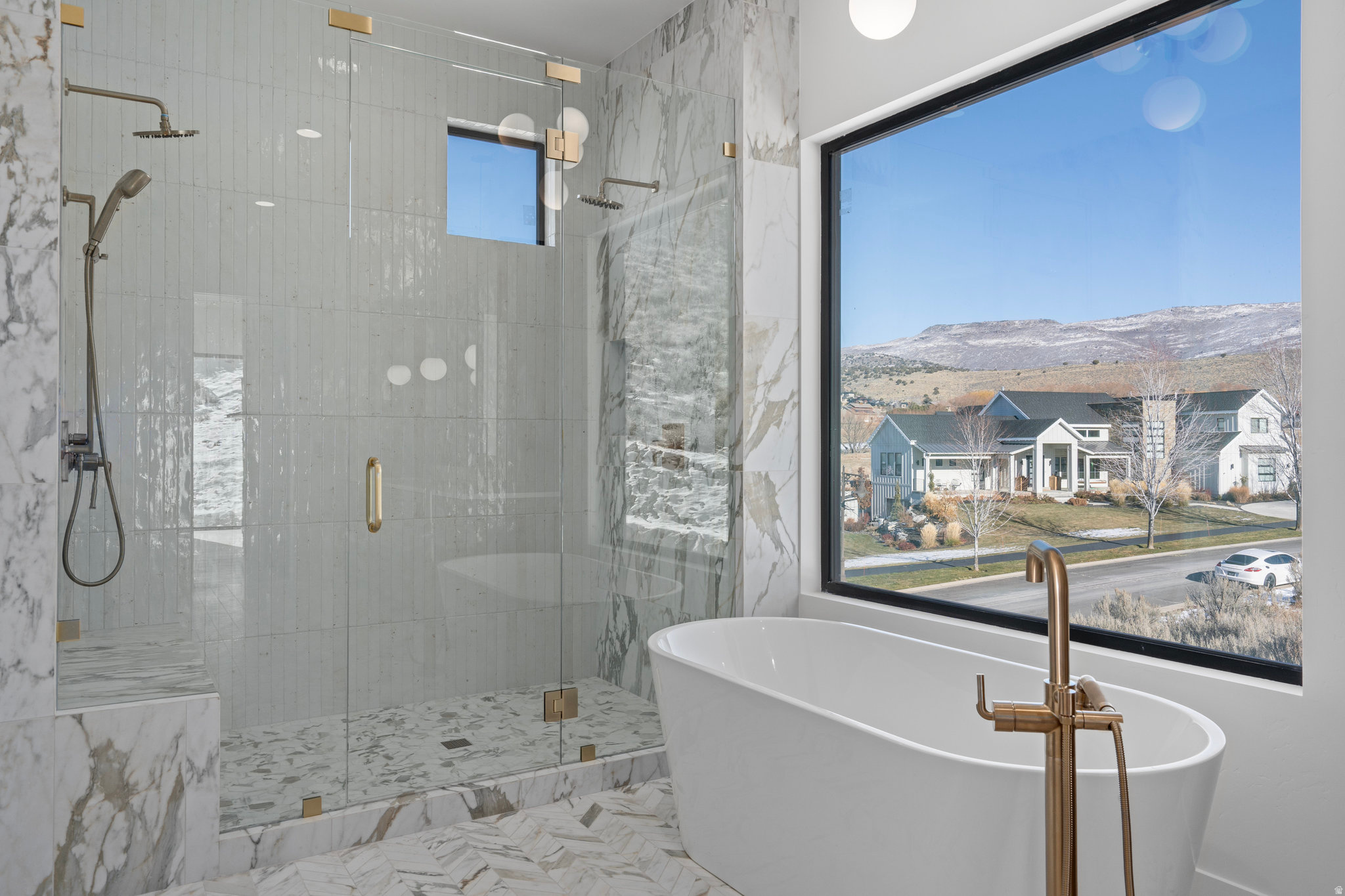 CROSSINGS AT LAKE CREEK - Residential